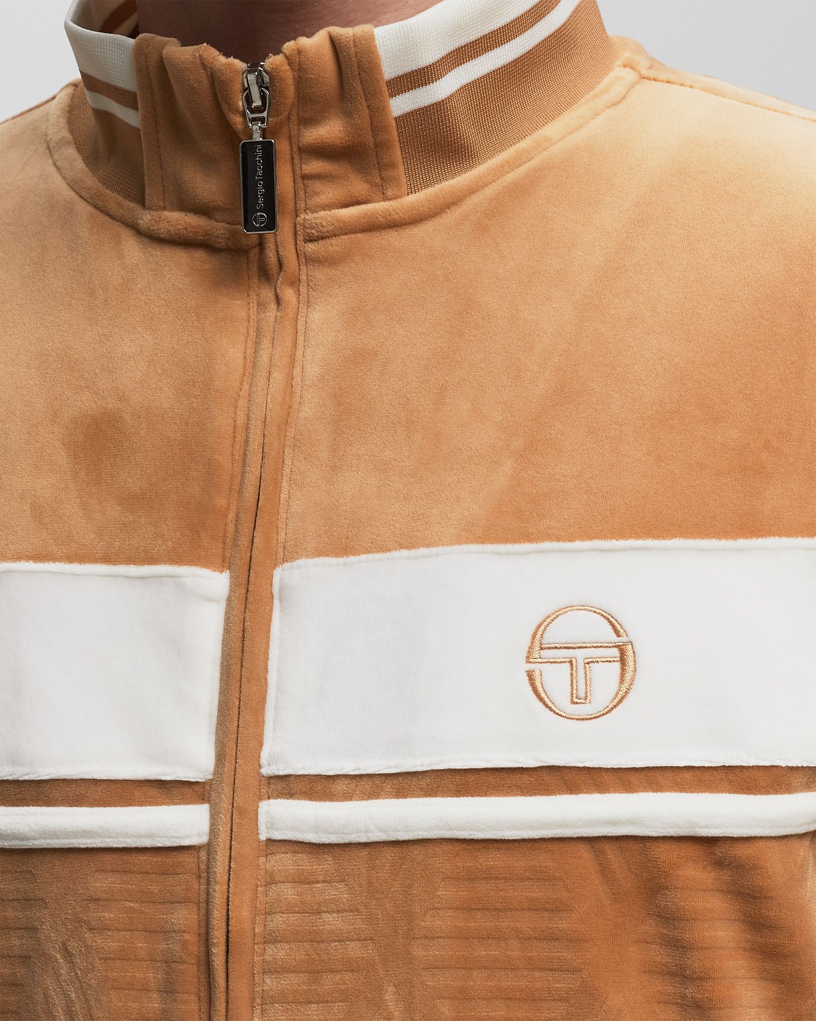 DEBOSSED DAMARINDO VELOUR TRACKSUIT