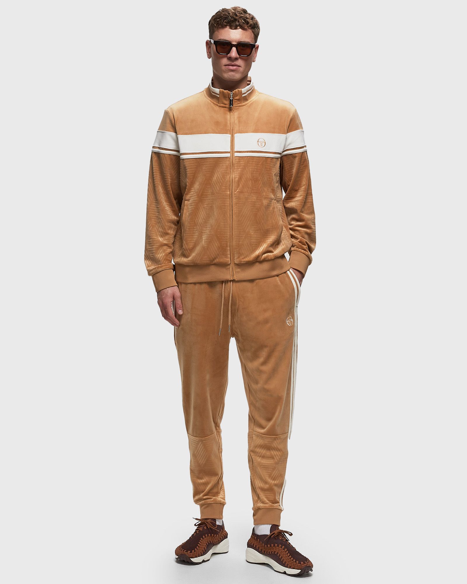 DEBOSSED DAMARINDO VELOUR TRACKSUIT