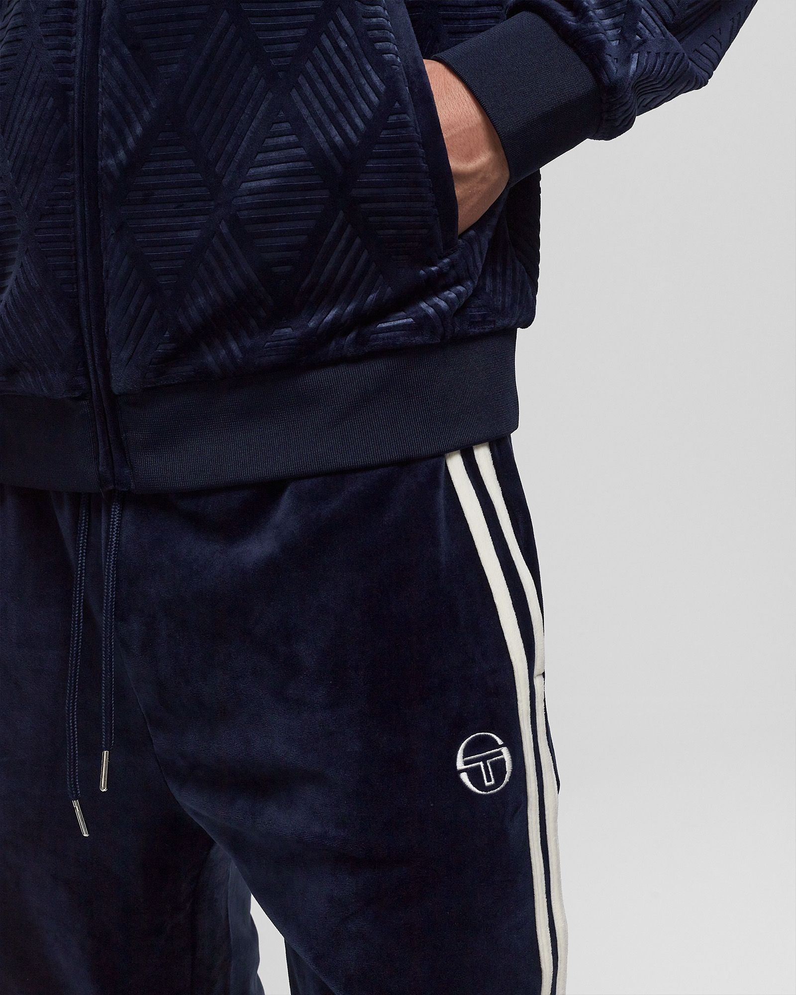 DEBOSSED DAMARINDO VELOUR TRACKSUIT