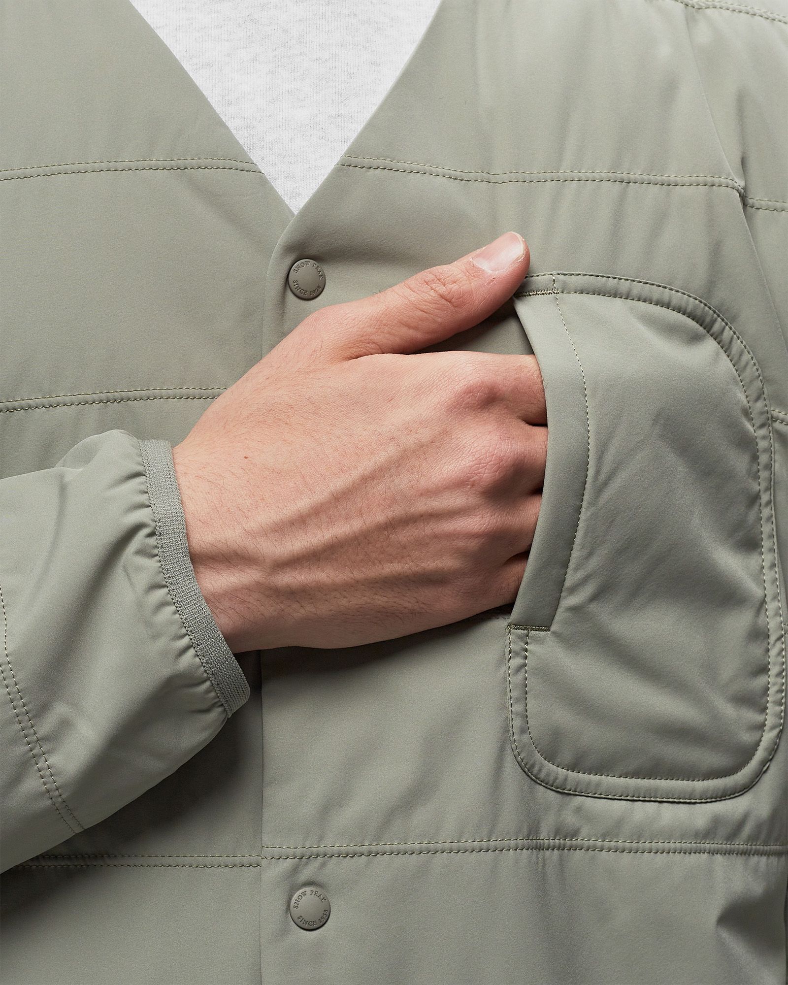 FLEXIBLE INSULATED CARDIGAN