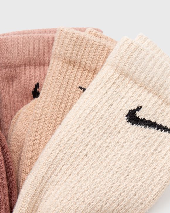 Nike Everyday Cushioned Training Crew Socks (6 Pairs).