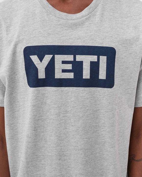 Logo Badge C&S Tee