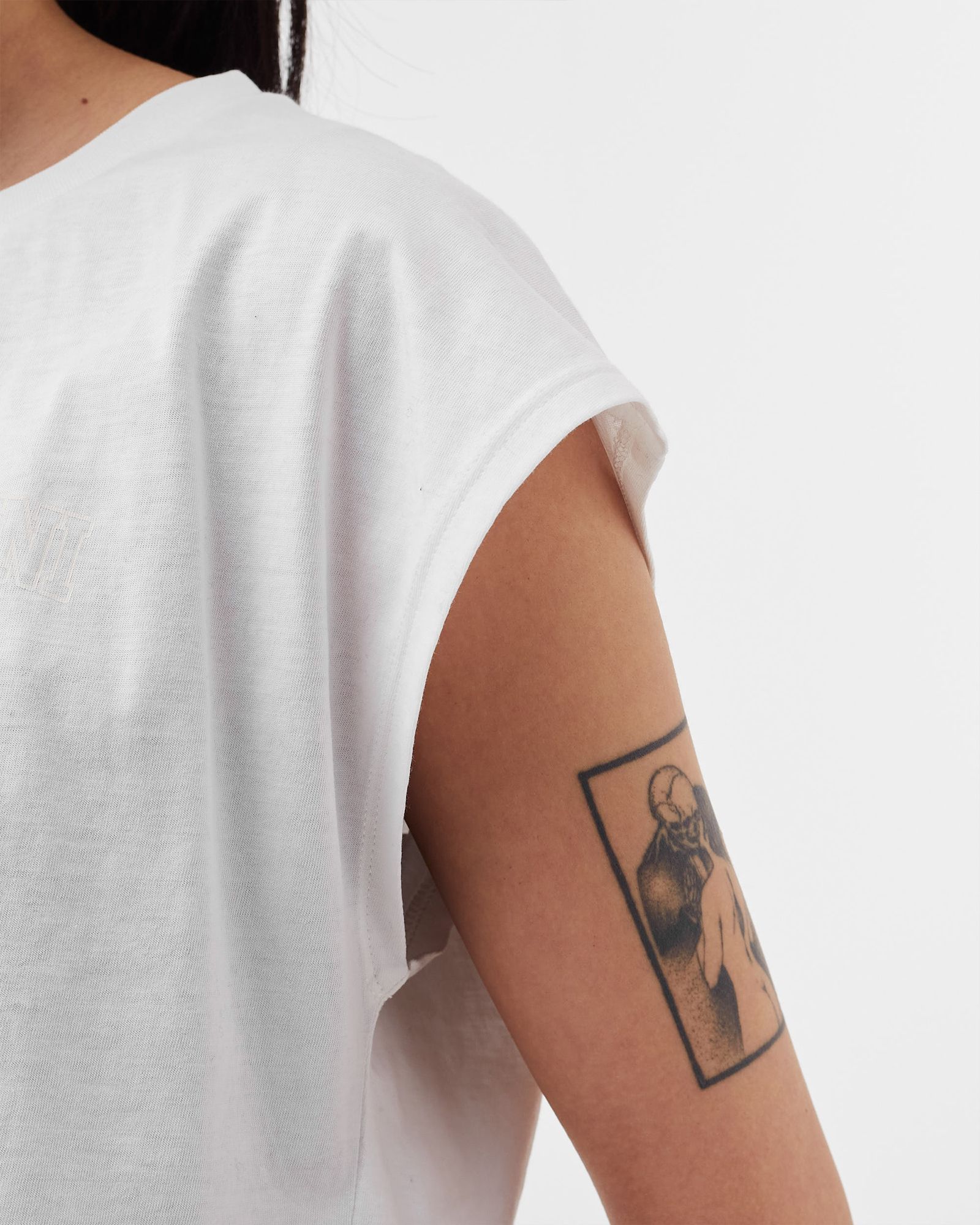 WMNS Sleeveless O-neck T-shirt