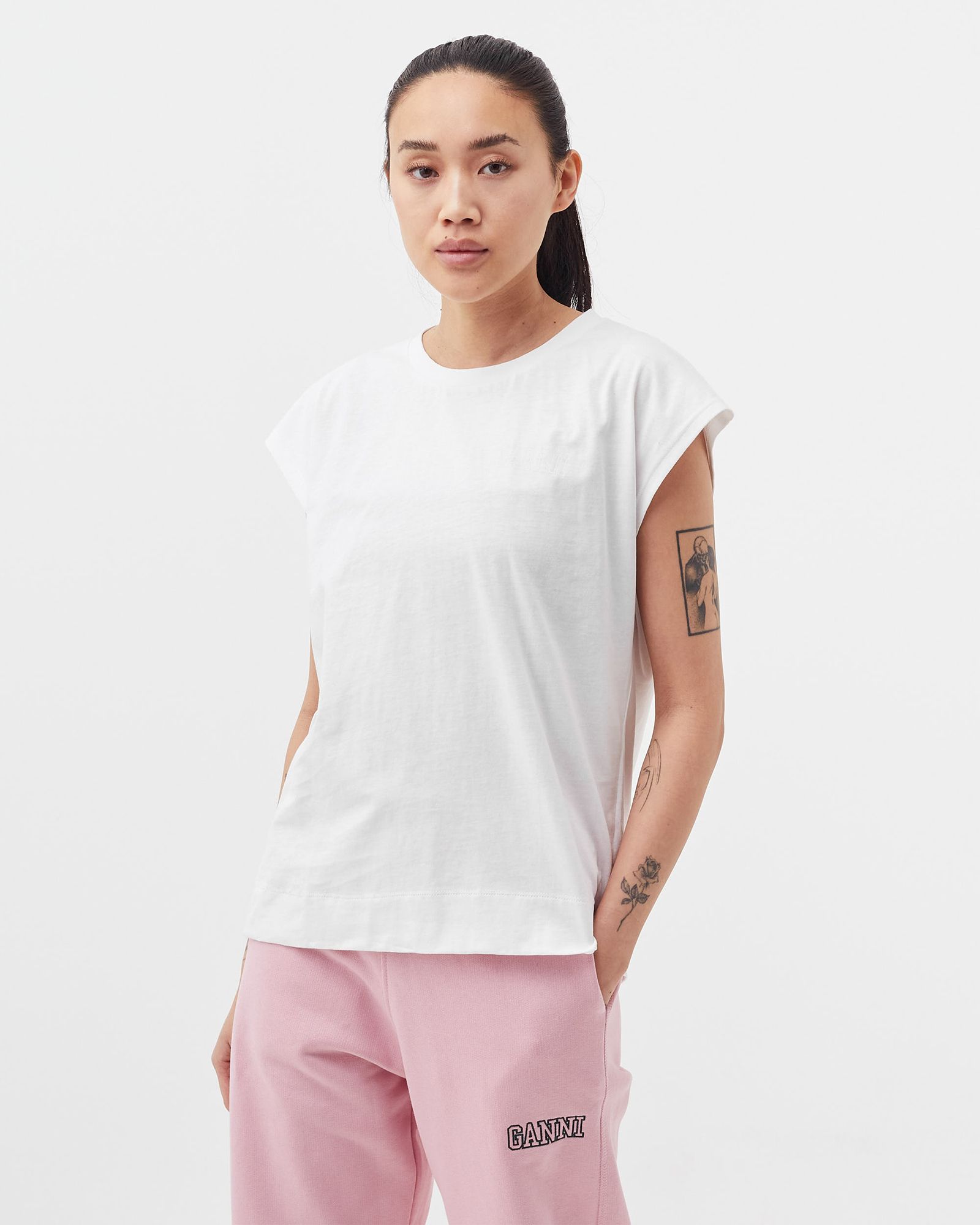WMNS Sleeveless O-neck T-shirt