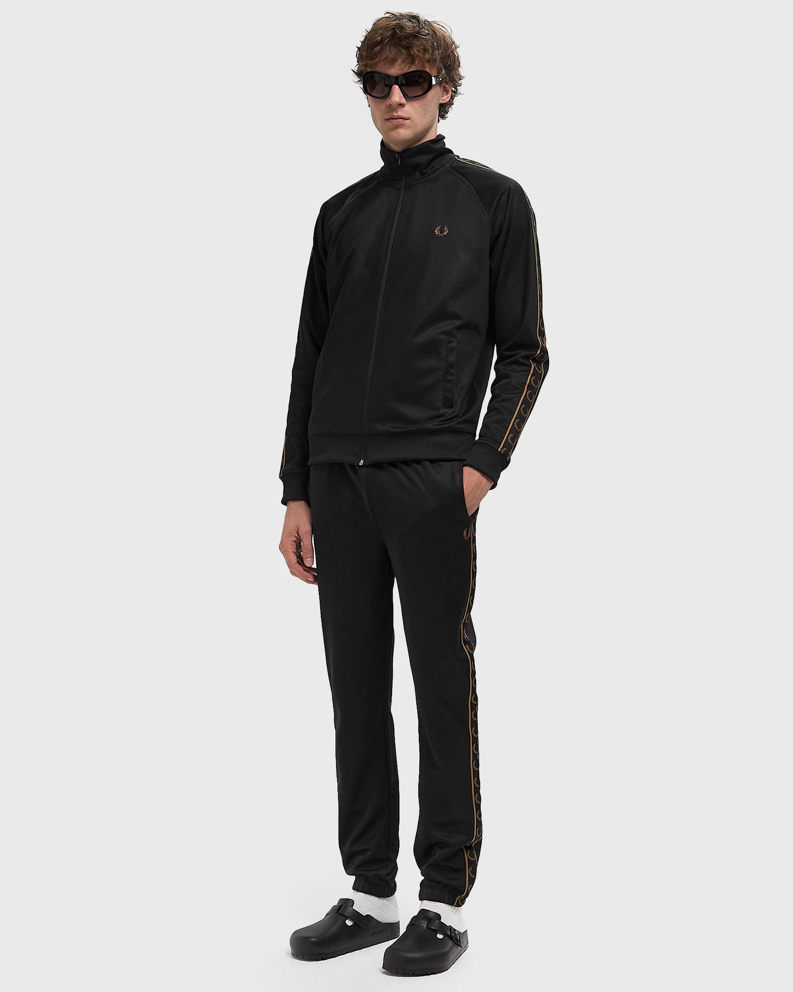 CONTRAST TAPE TRACKPANT