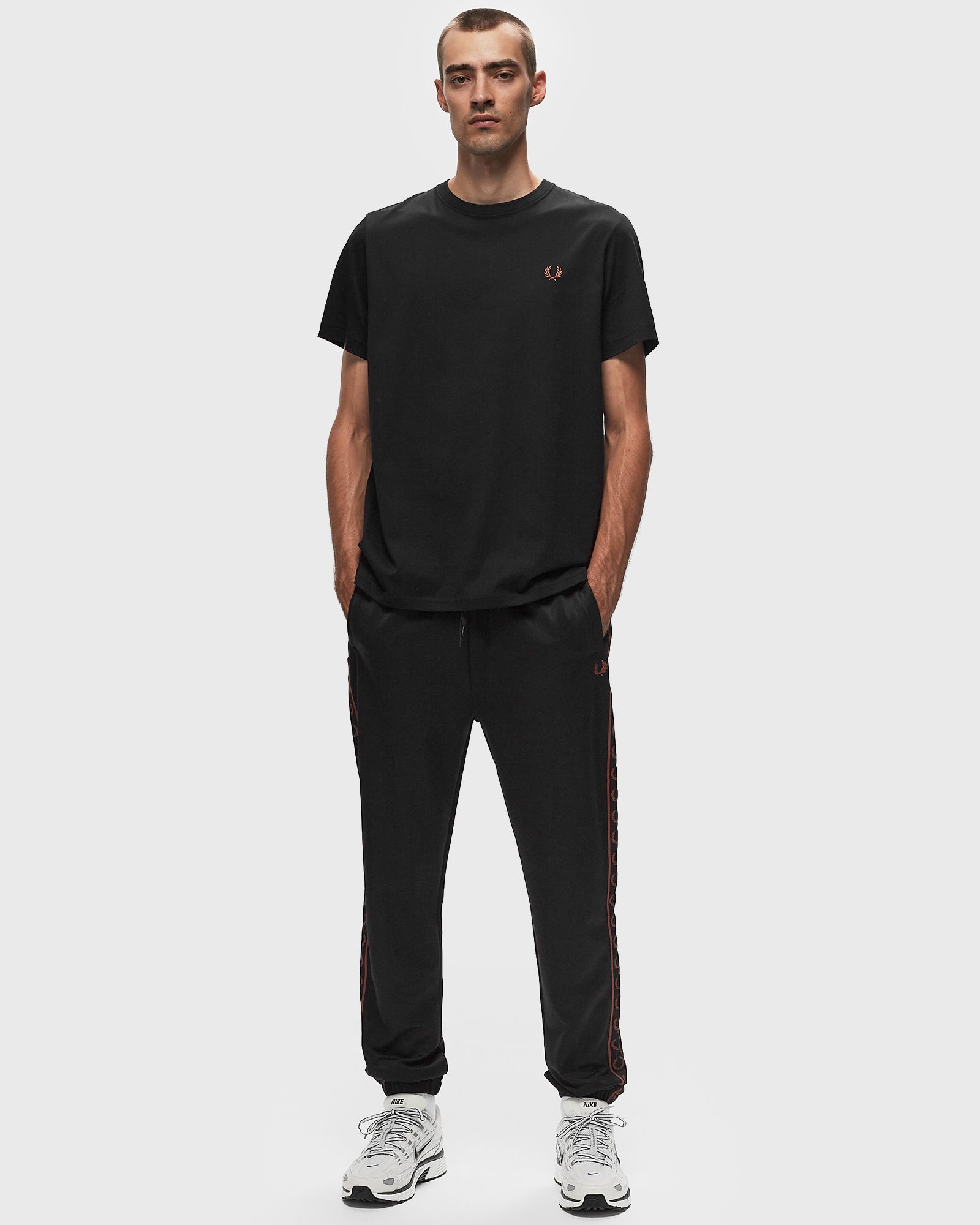 CONTRAST TAPE TRACK PANT