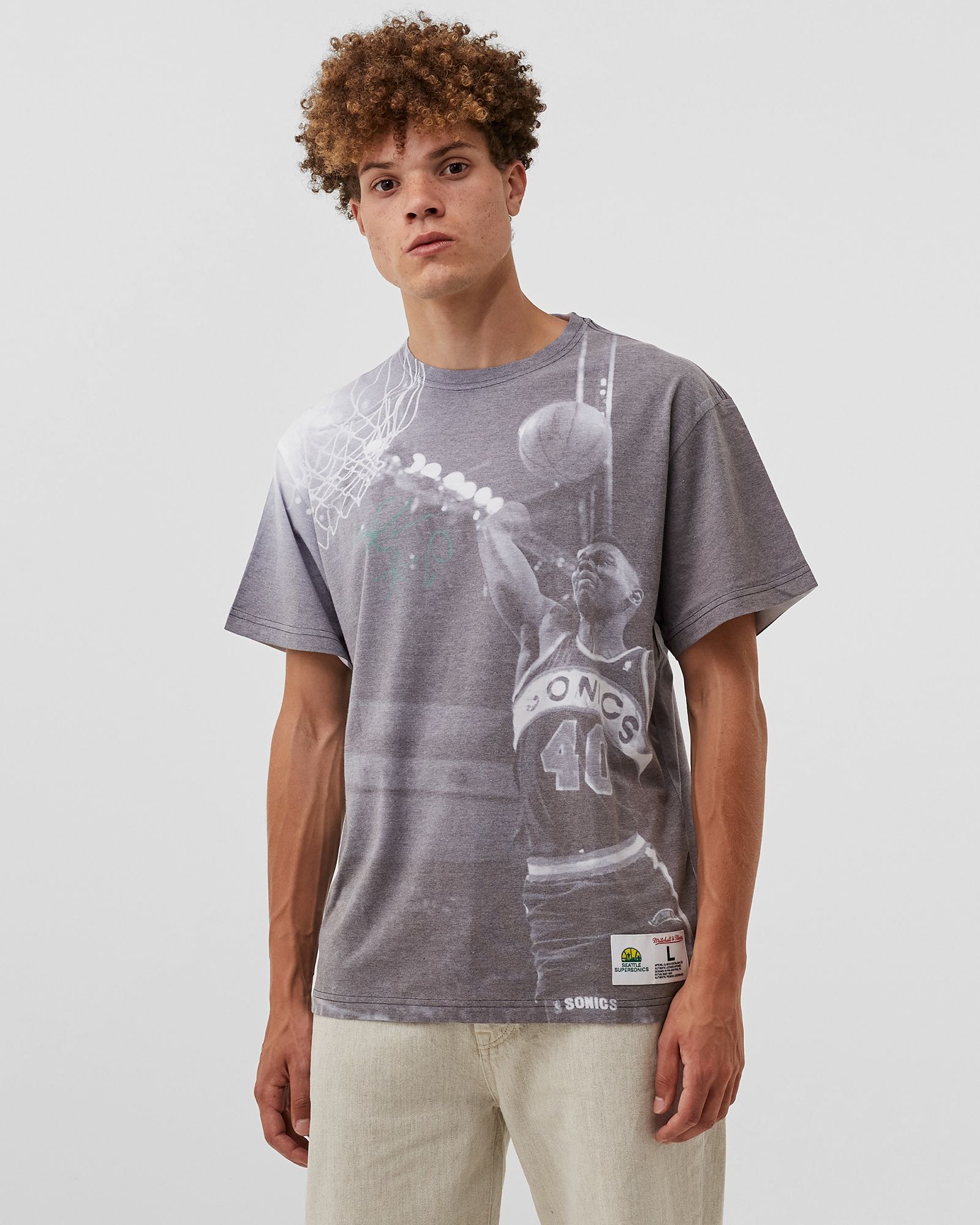 NBA ABOVE THE RIM SUBLIMATED S/S TEE SUPERSONICS  SHAWN KEMP