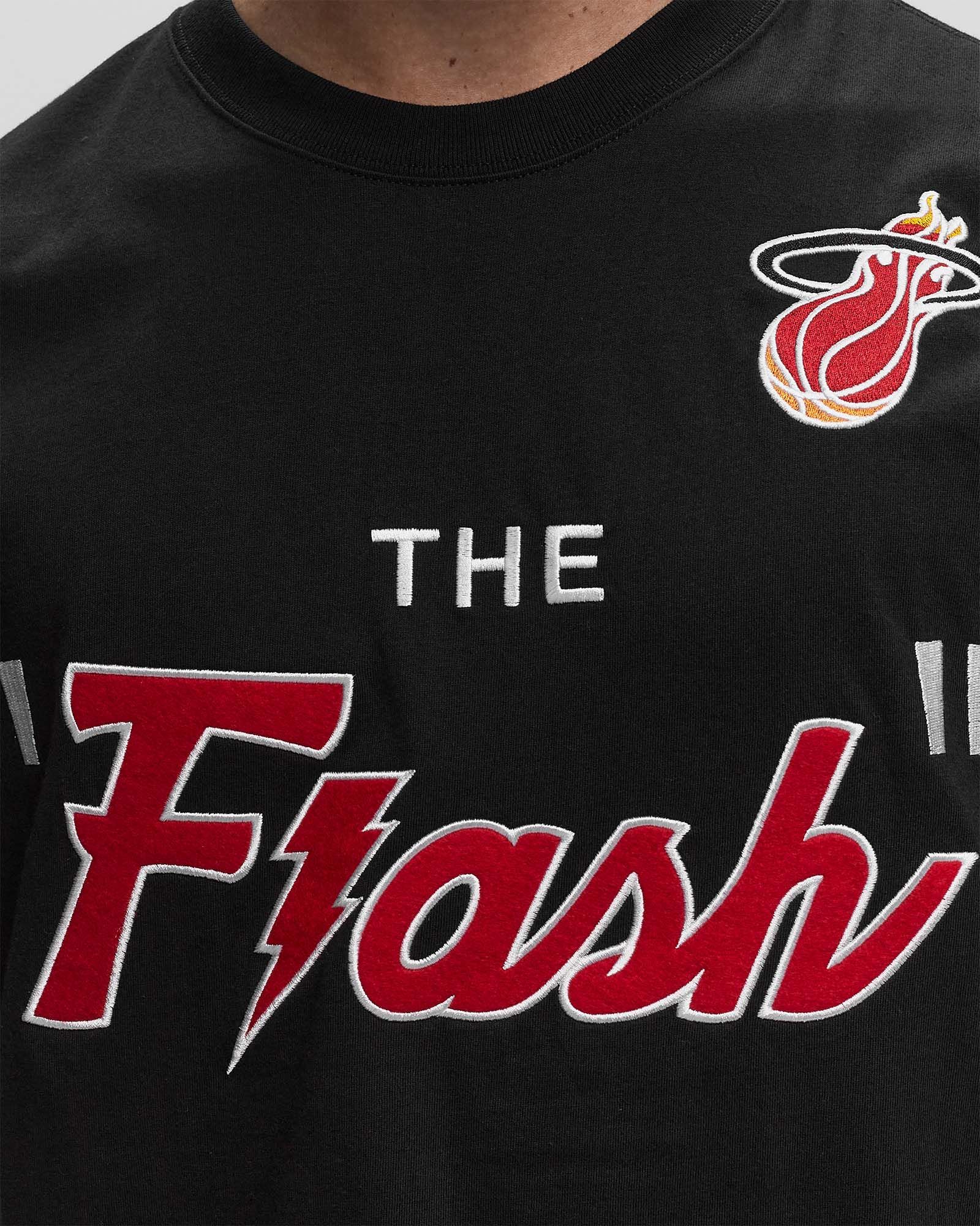 NBA PREMIUM NICKNAME SS TEE VINTAGE LOGO MIAMI HEAT DWYANE WADE #3