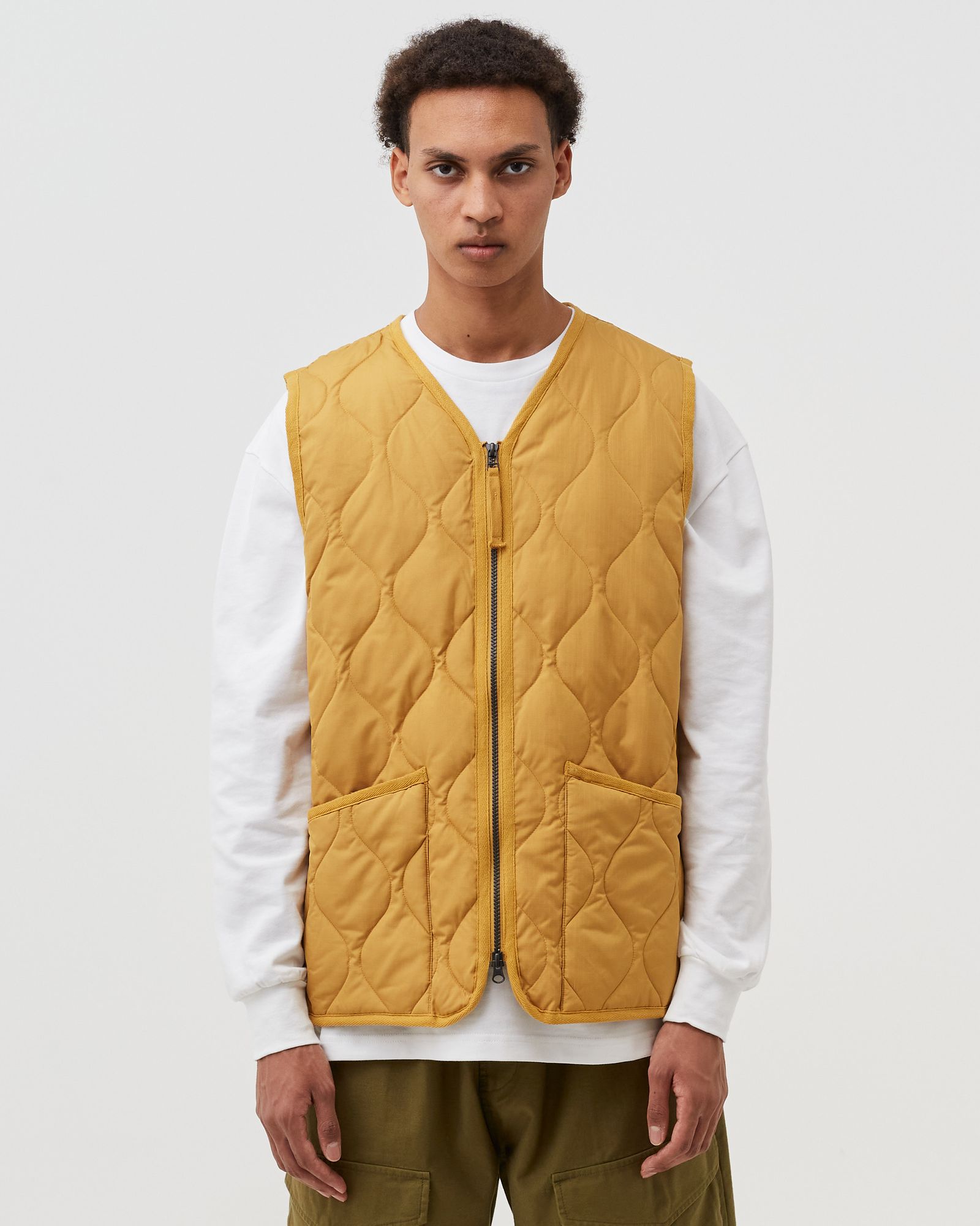 MILITARY ZIP V-NECK VEST