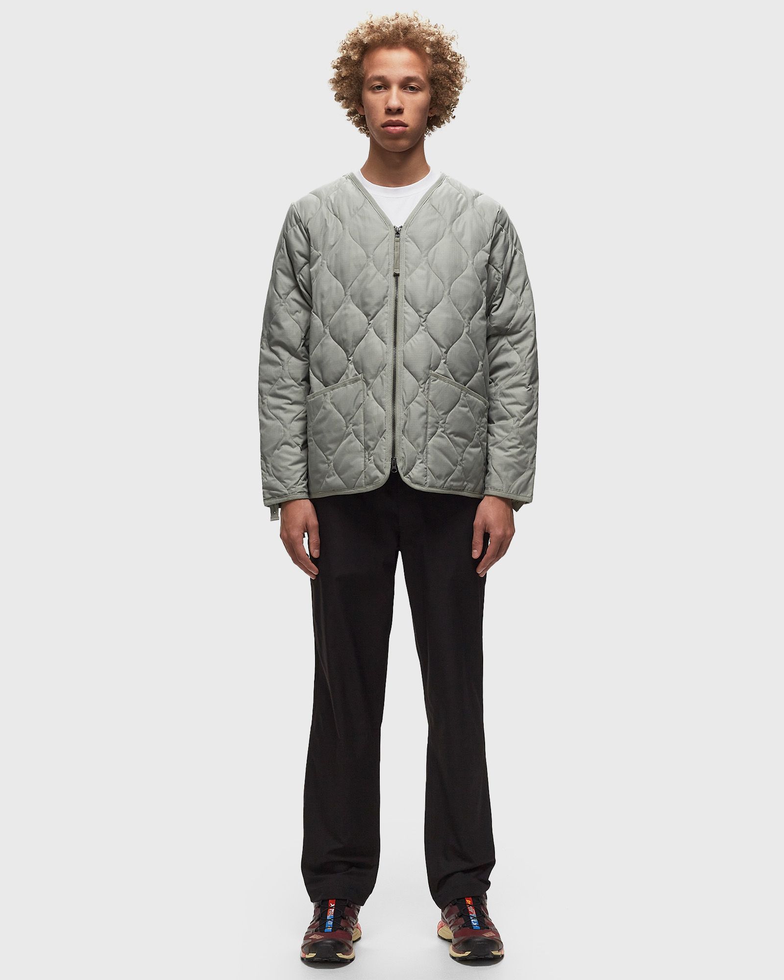 MILITARY ZIP V NECK DOWN JACKET