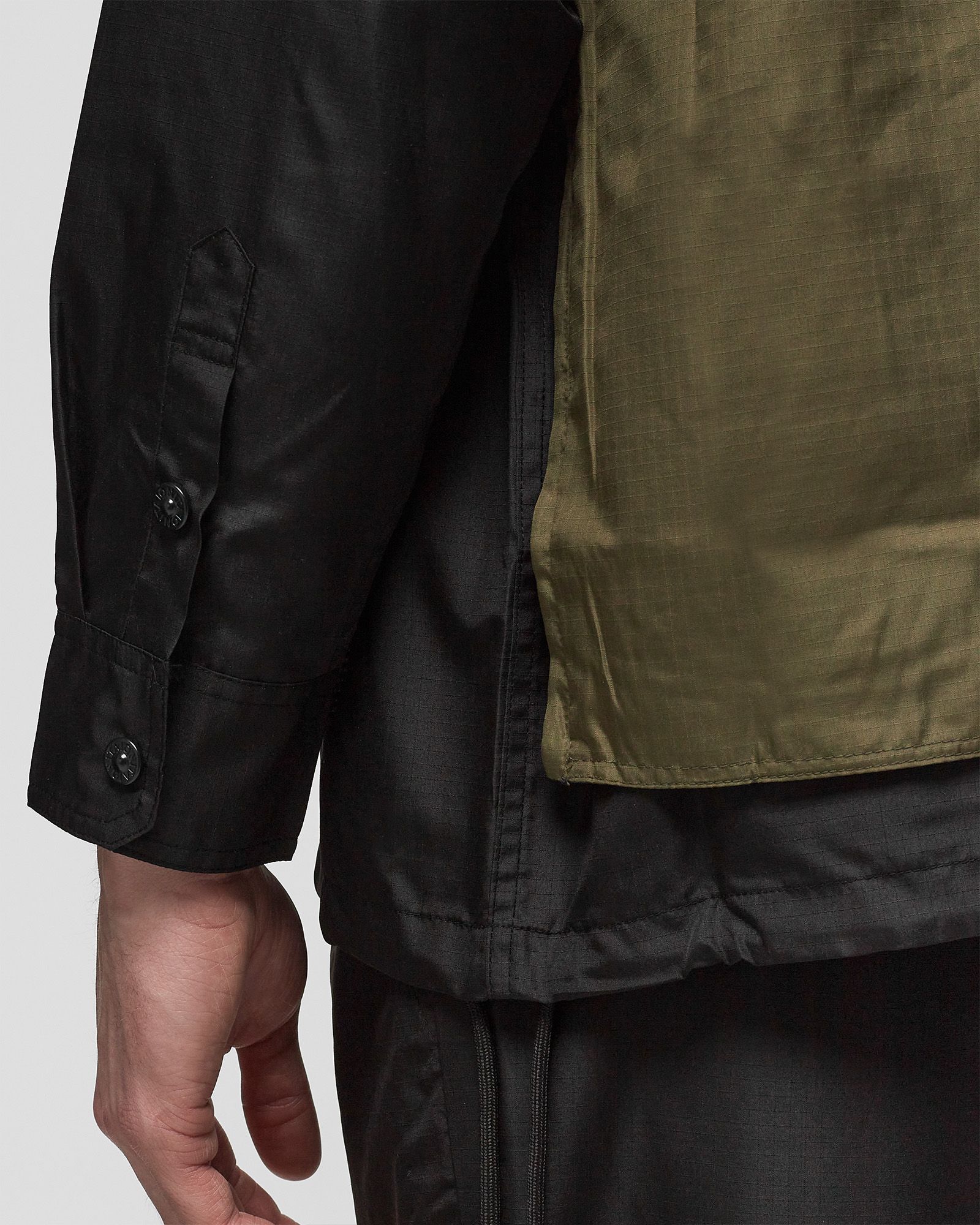 MILITARY RVS V NECK VEST