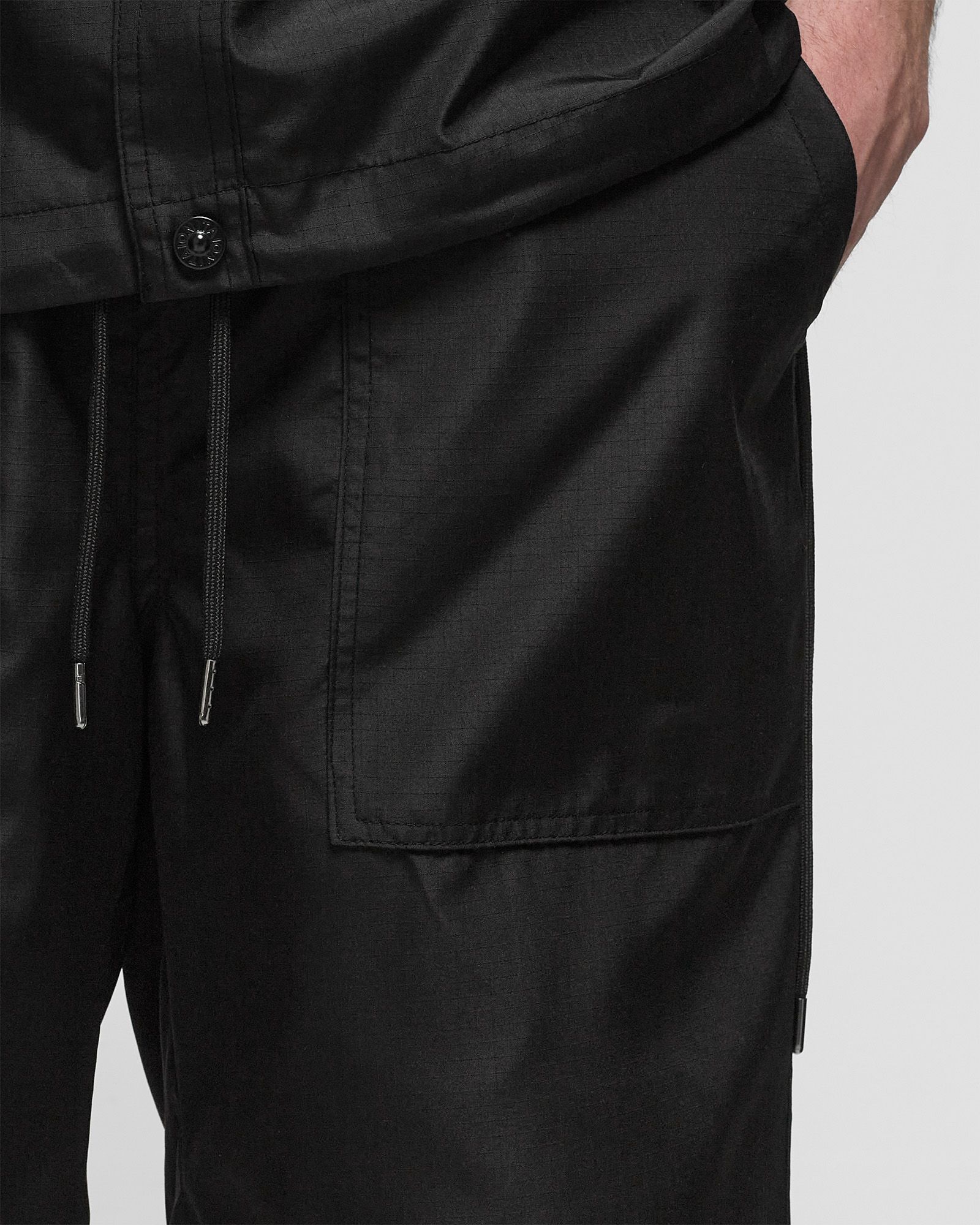MILITARY RVS SHORT PANTS