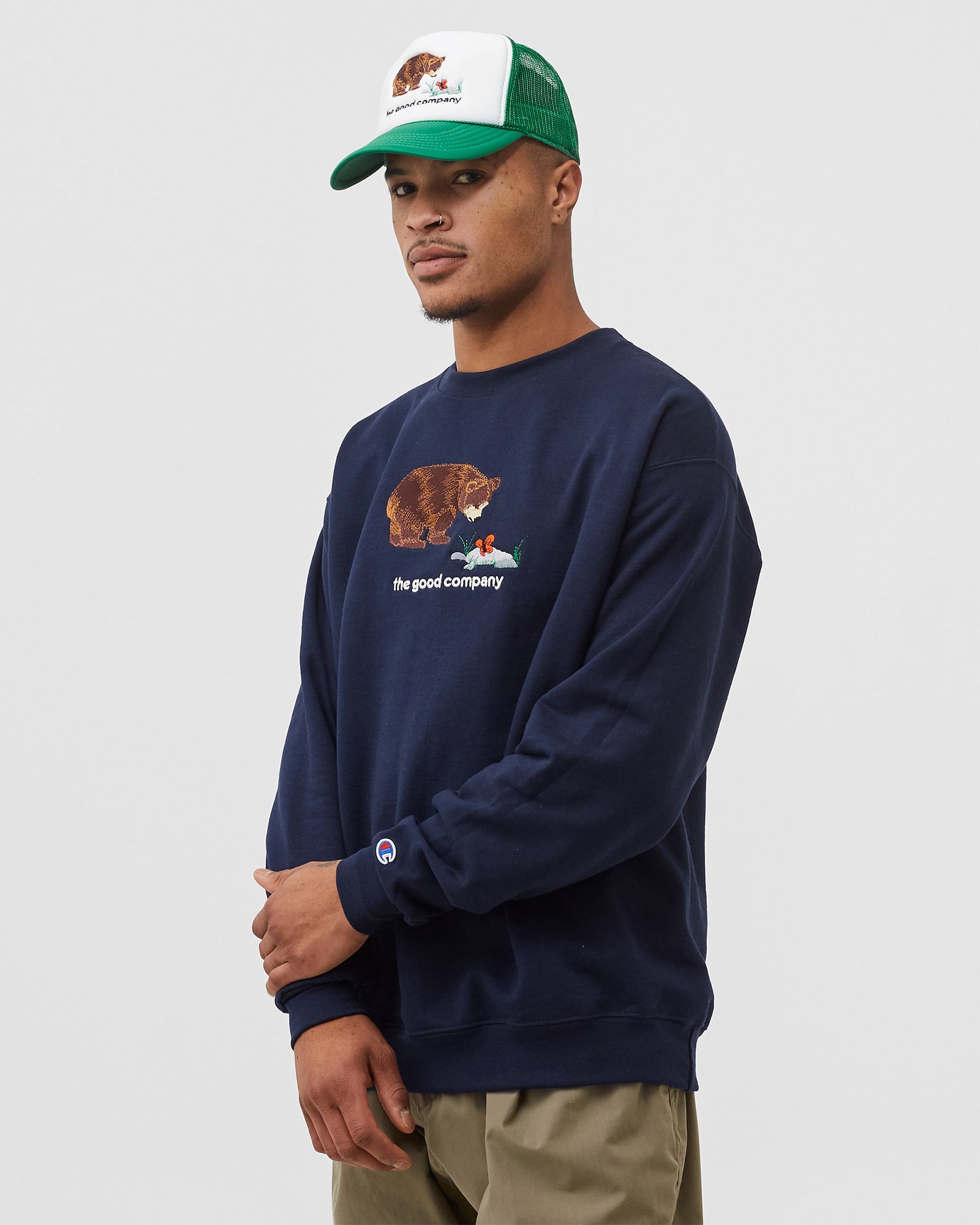 BEAR CREW NECK