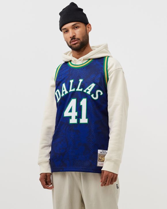 Men's Mitchell & Ness Dirk Nowitzki White Dallas Mavericks Hardwood Classics  Swingman Jersey