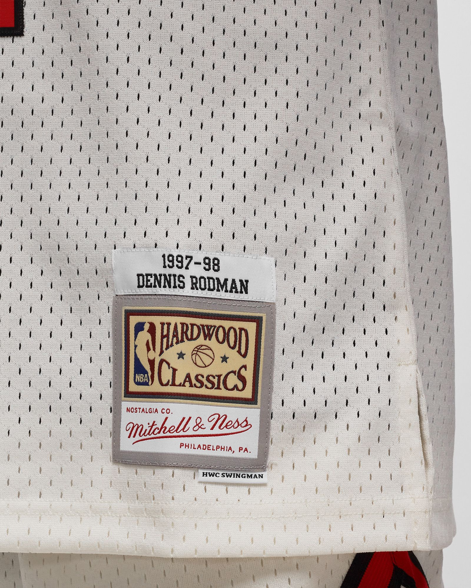 NBA CREAM TEAM COLOR SWINGMAN JERSEY BULLS 1997 DENNIS RODMAN #91