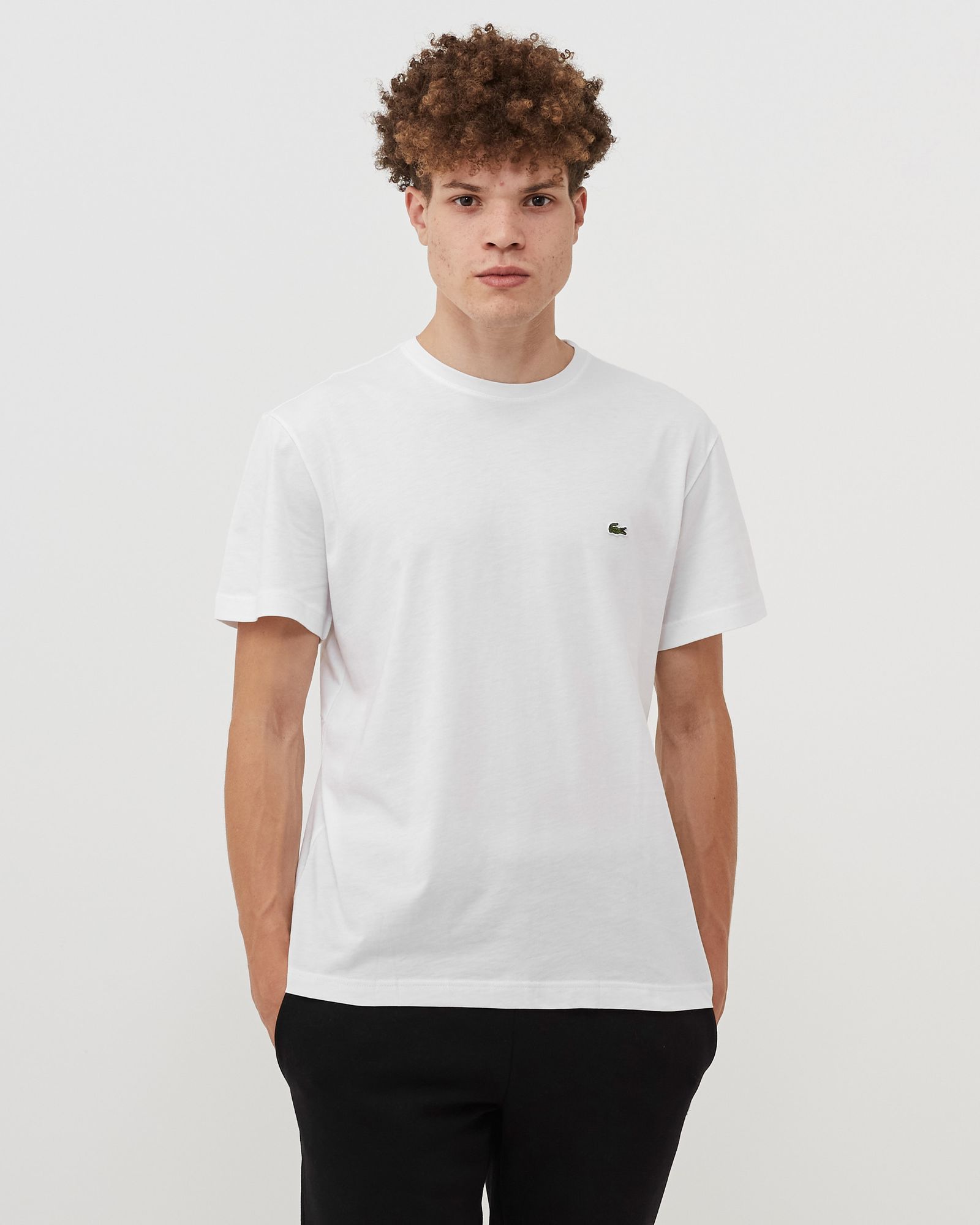 CLASSIC CREW NECK TEE