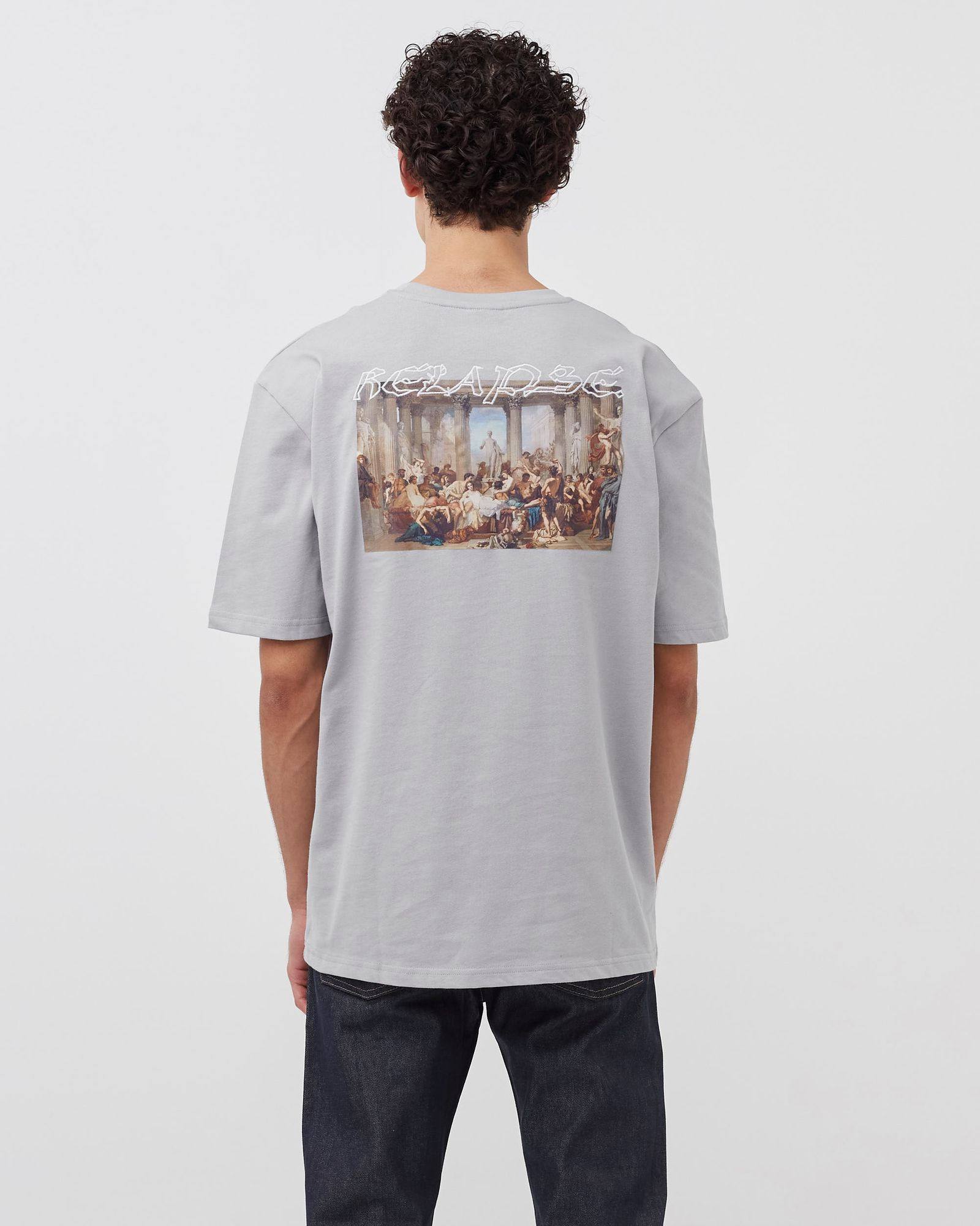 Tour tee