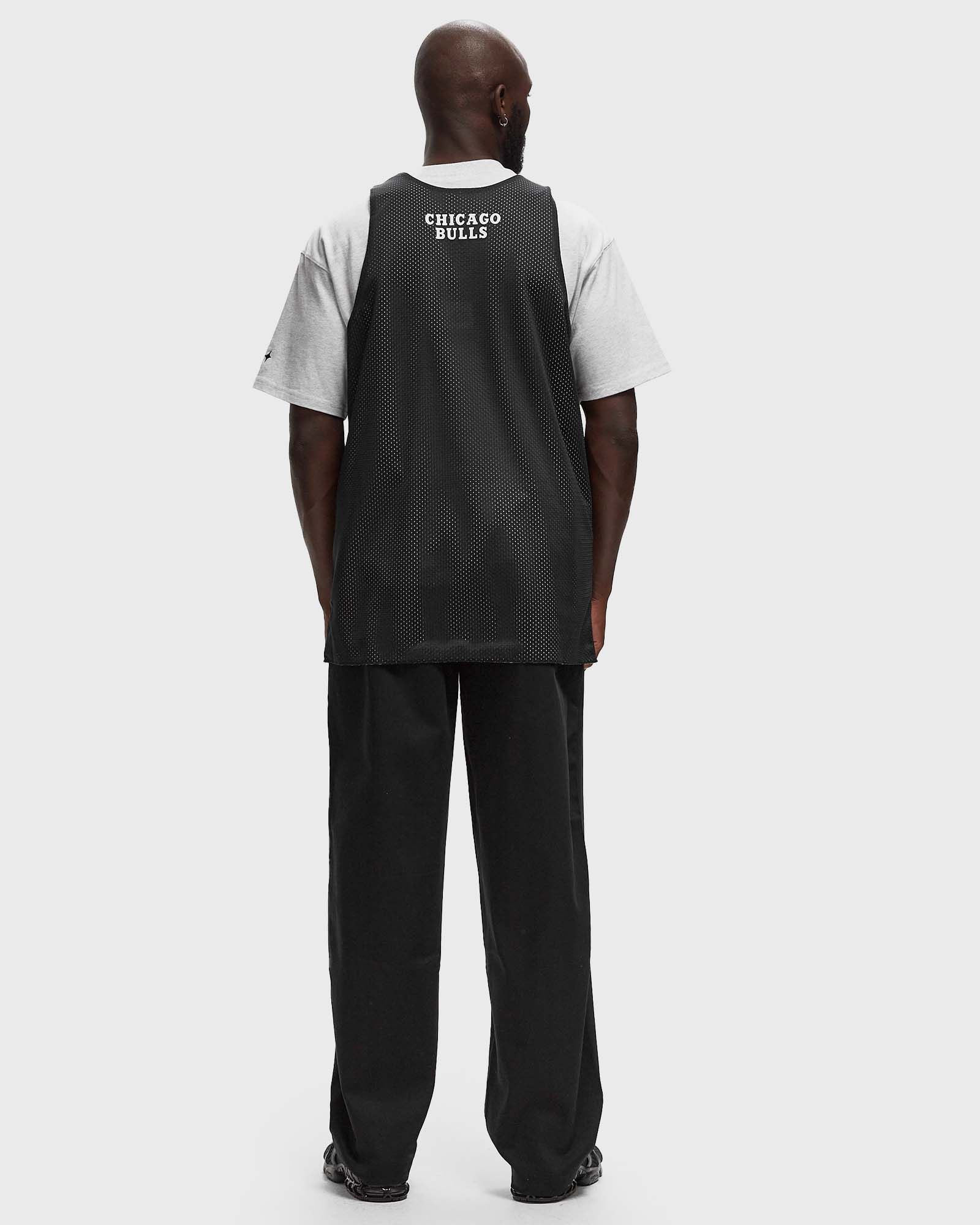 NBA REVERSIBLE MESH PRACTICE TANK VINTAGE LOGO BULLS