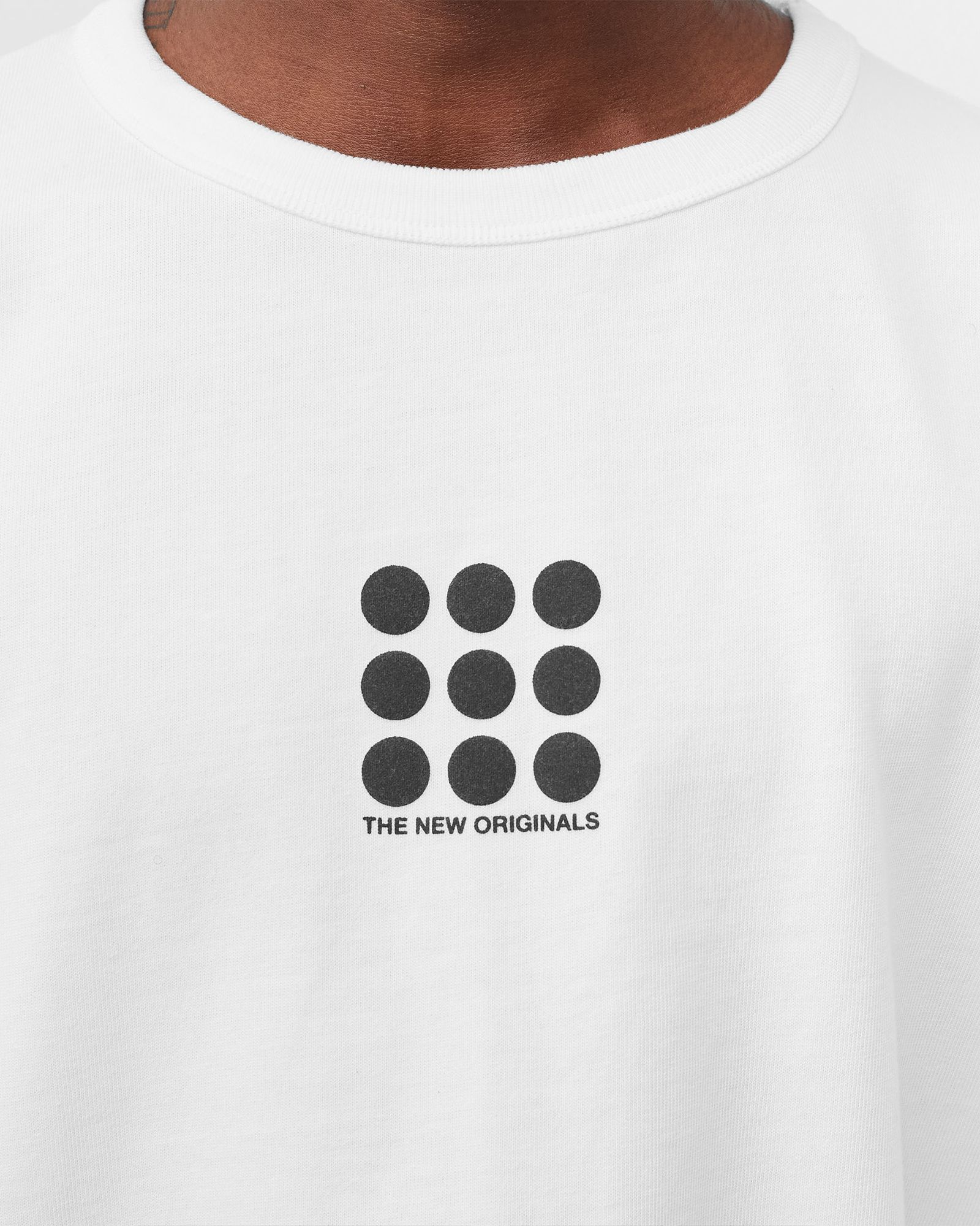 9-Dots Tee
