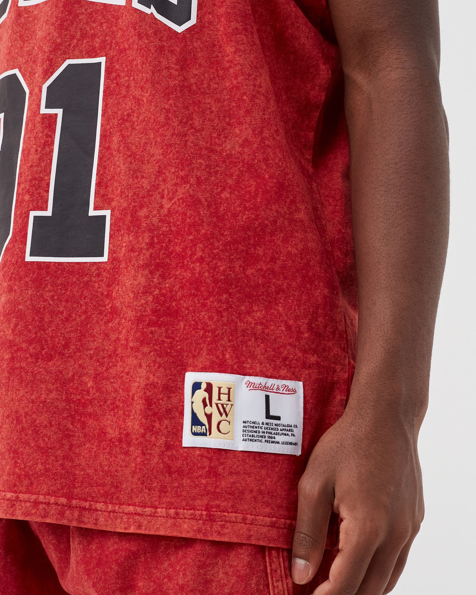 CHICAGO BULLS Quintessential Acid Wash Tank Top