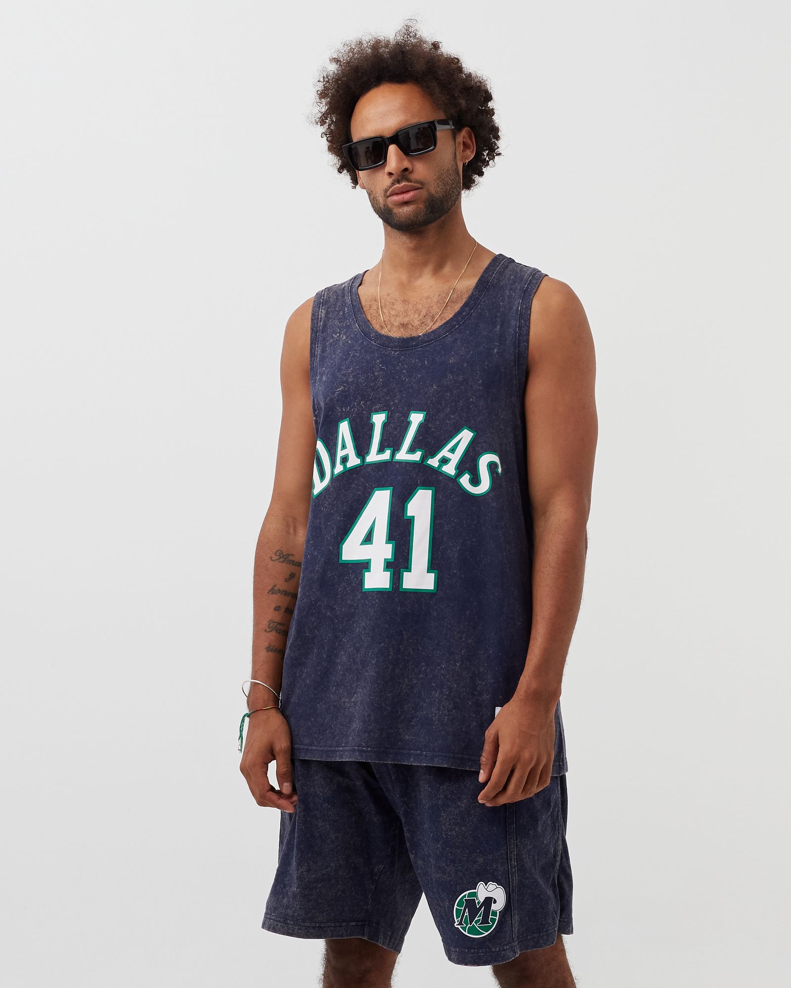 DALLAS MAVERICKS Quintessential Acid Wash Tank Top