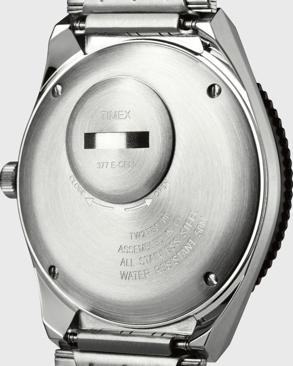 Q Timex Diver