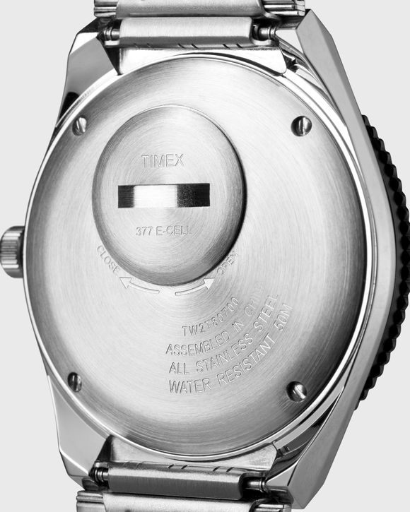 Q Timex Diver