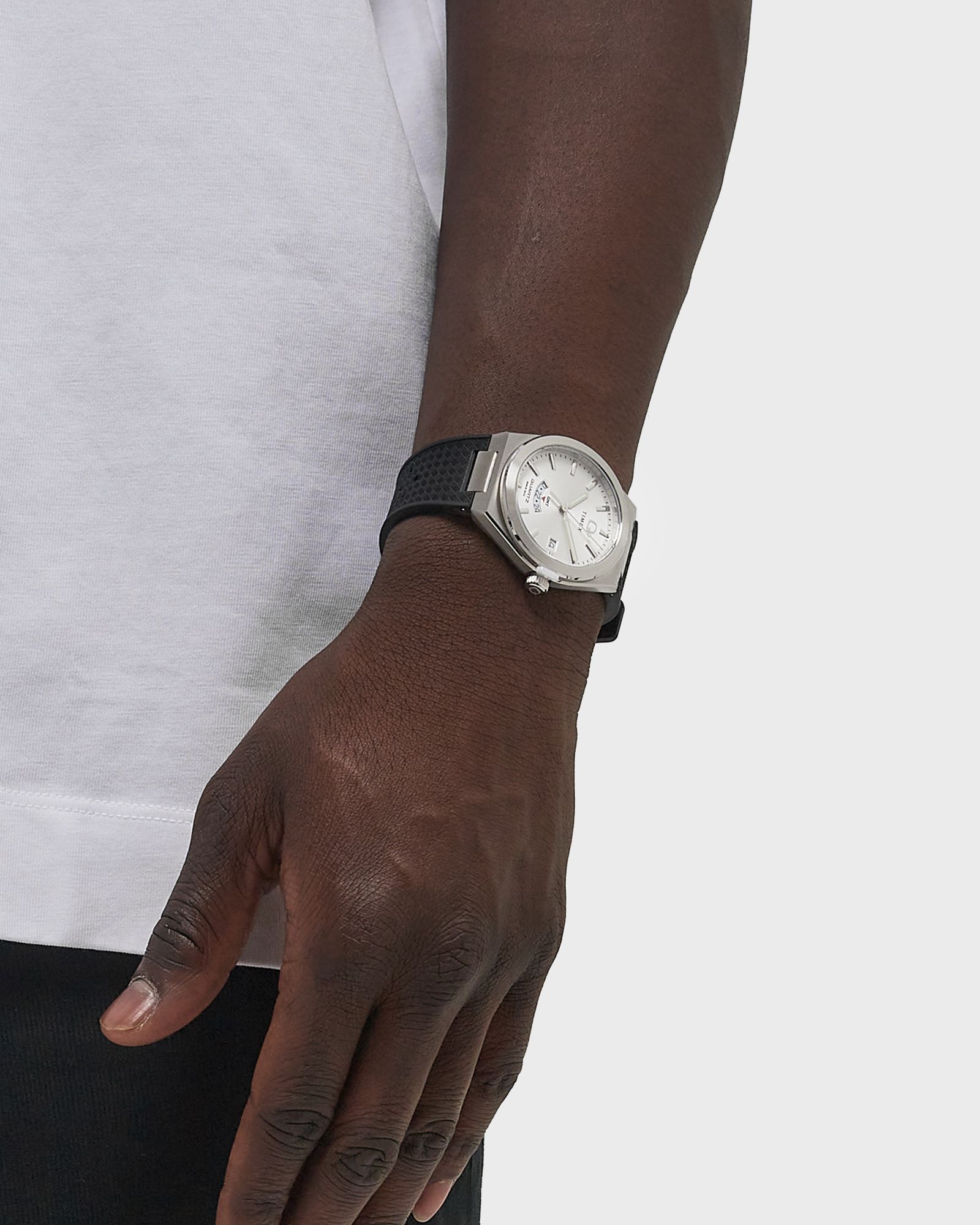 Q - Timex GMT Silver Tone wth Black Rubber Strap 39mm case