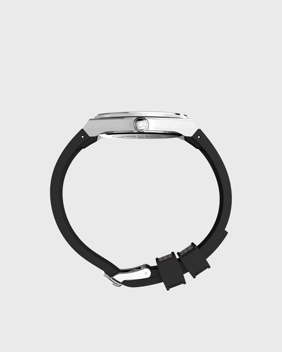 Q - Timex GMT Silver Tone wth Black Rubber Strap 39mm case