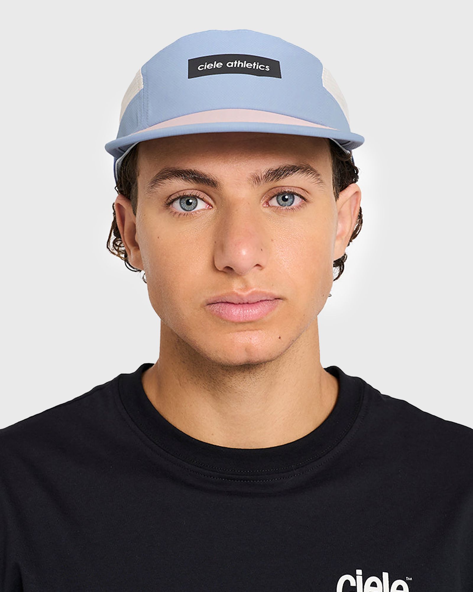 GOCap-Field-IconicBar-Chambray