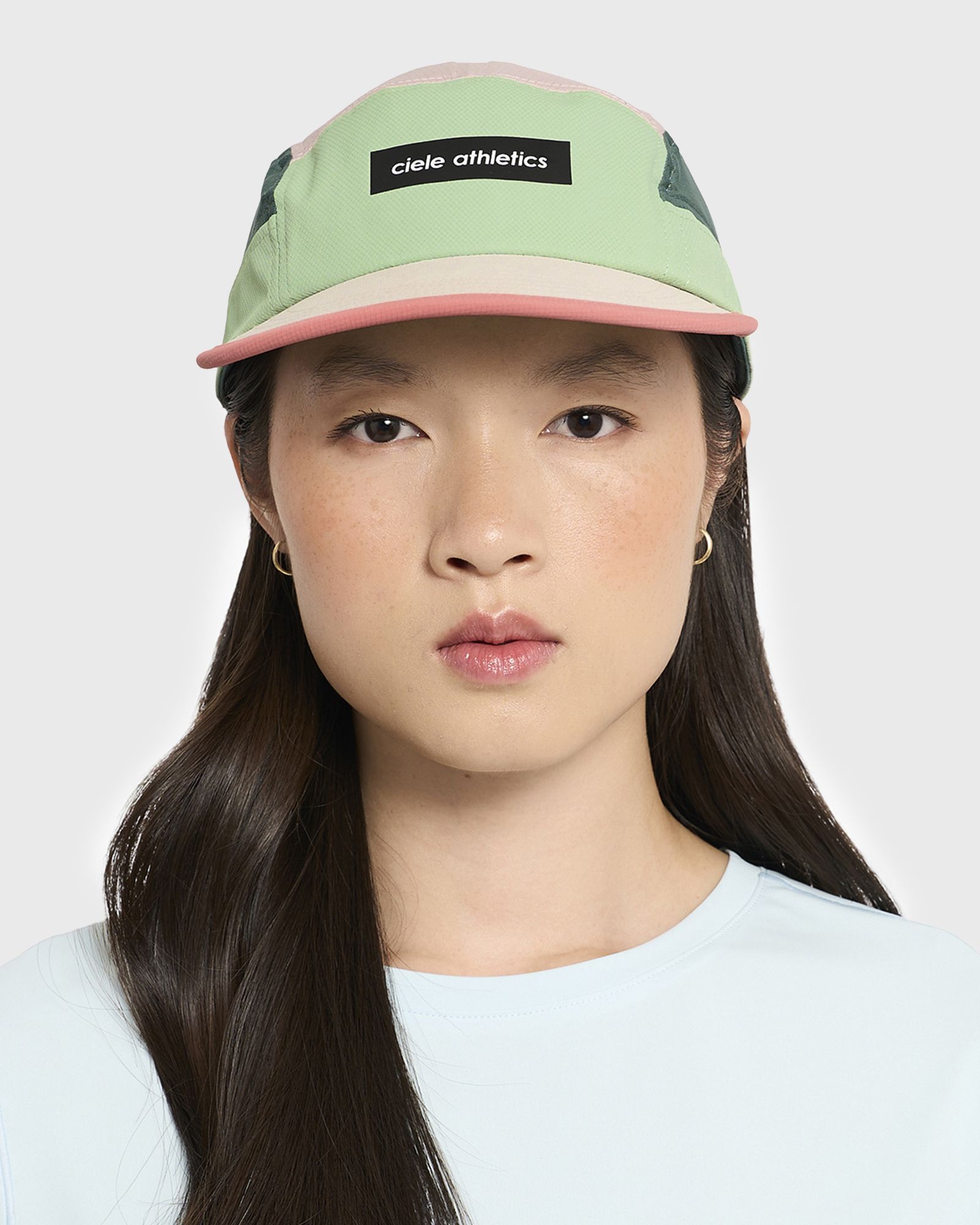 GOCap-Field-IconicBar-Pistachio-SilverPine