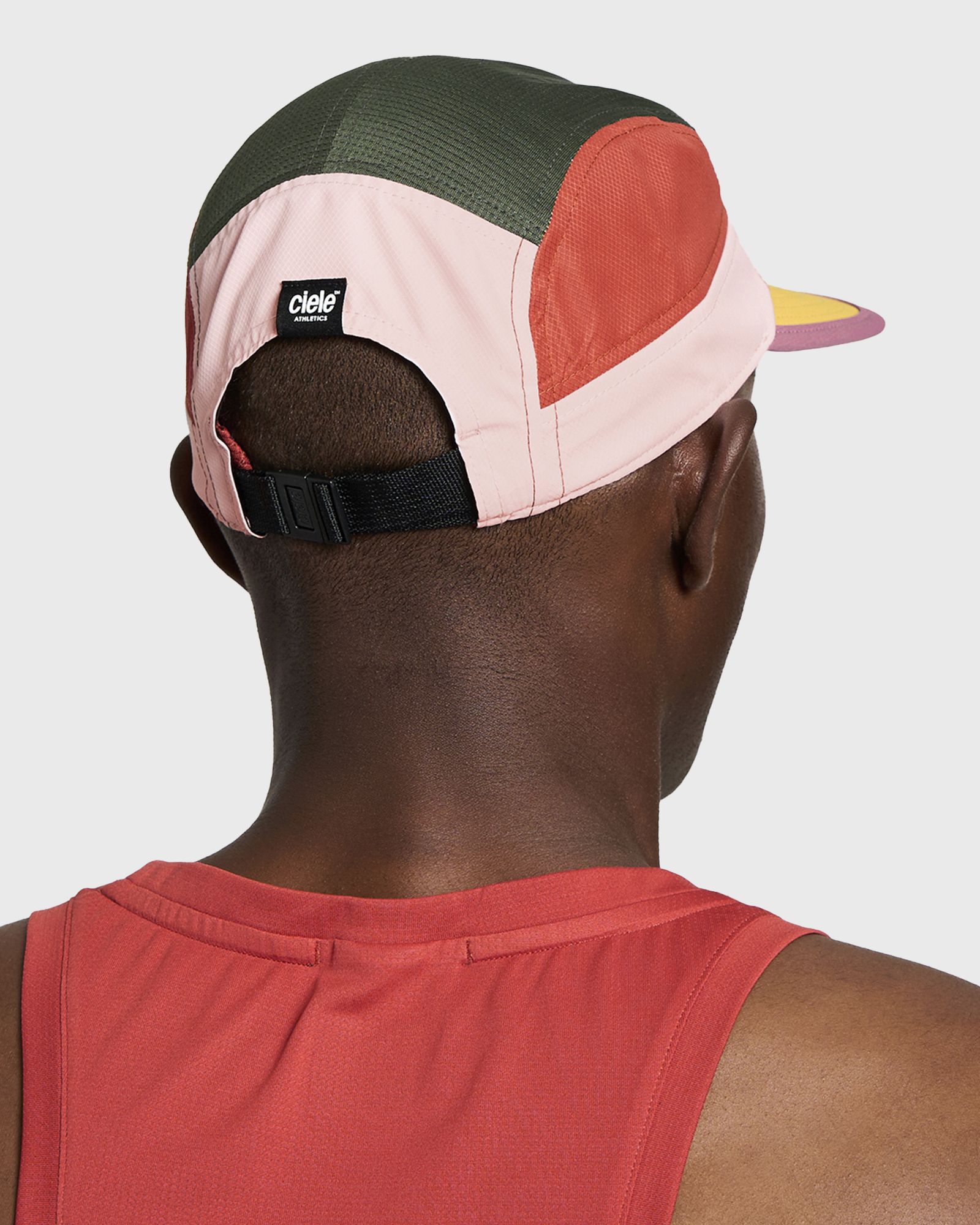 GOCap Field IconicBar