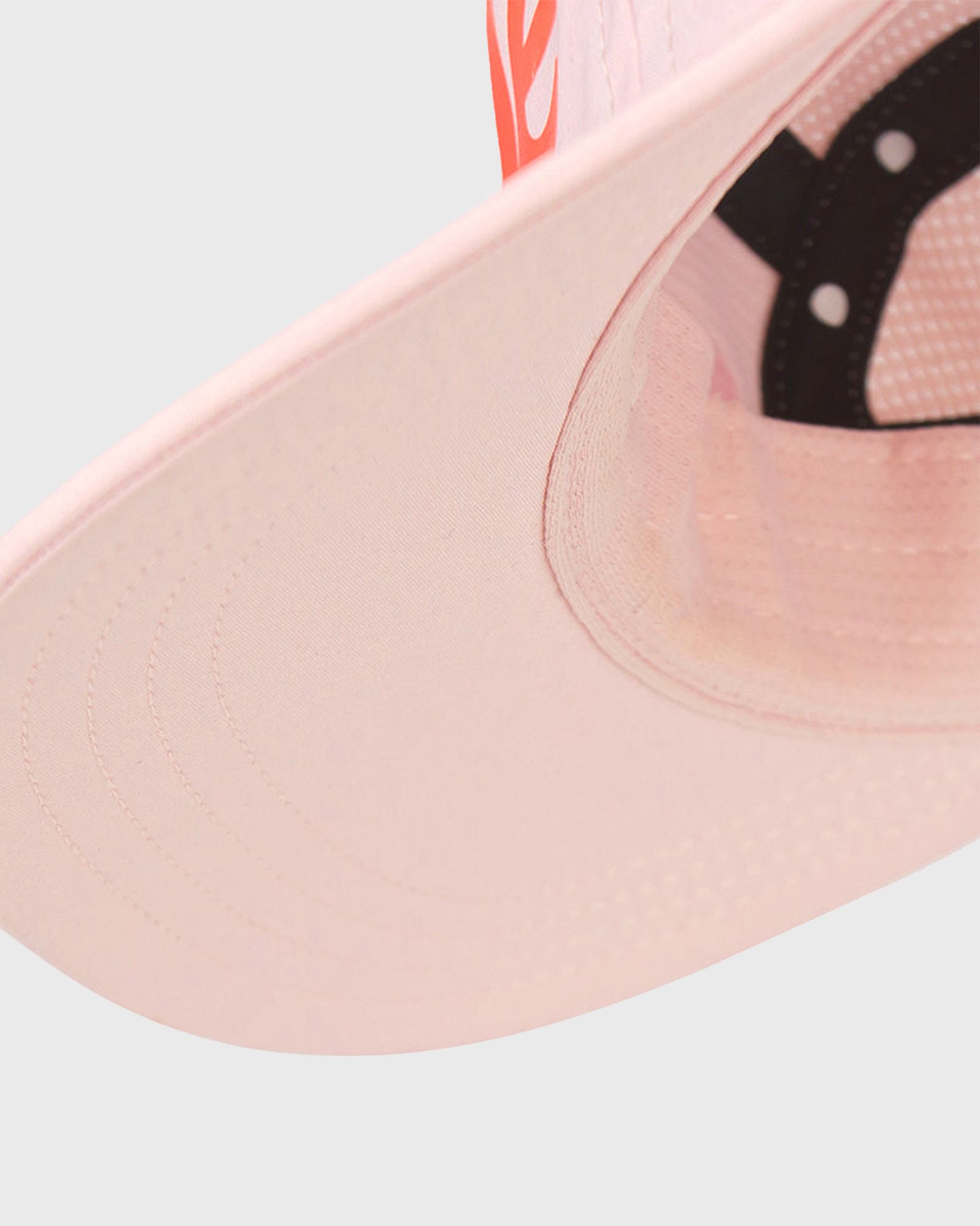 GOCap-Comp-Century-Peachskin