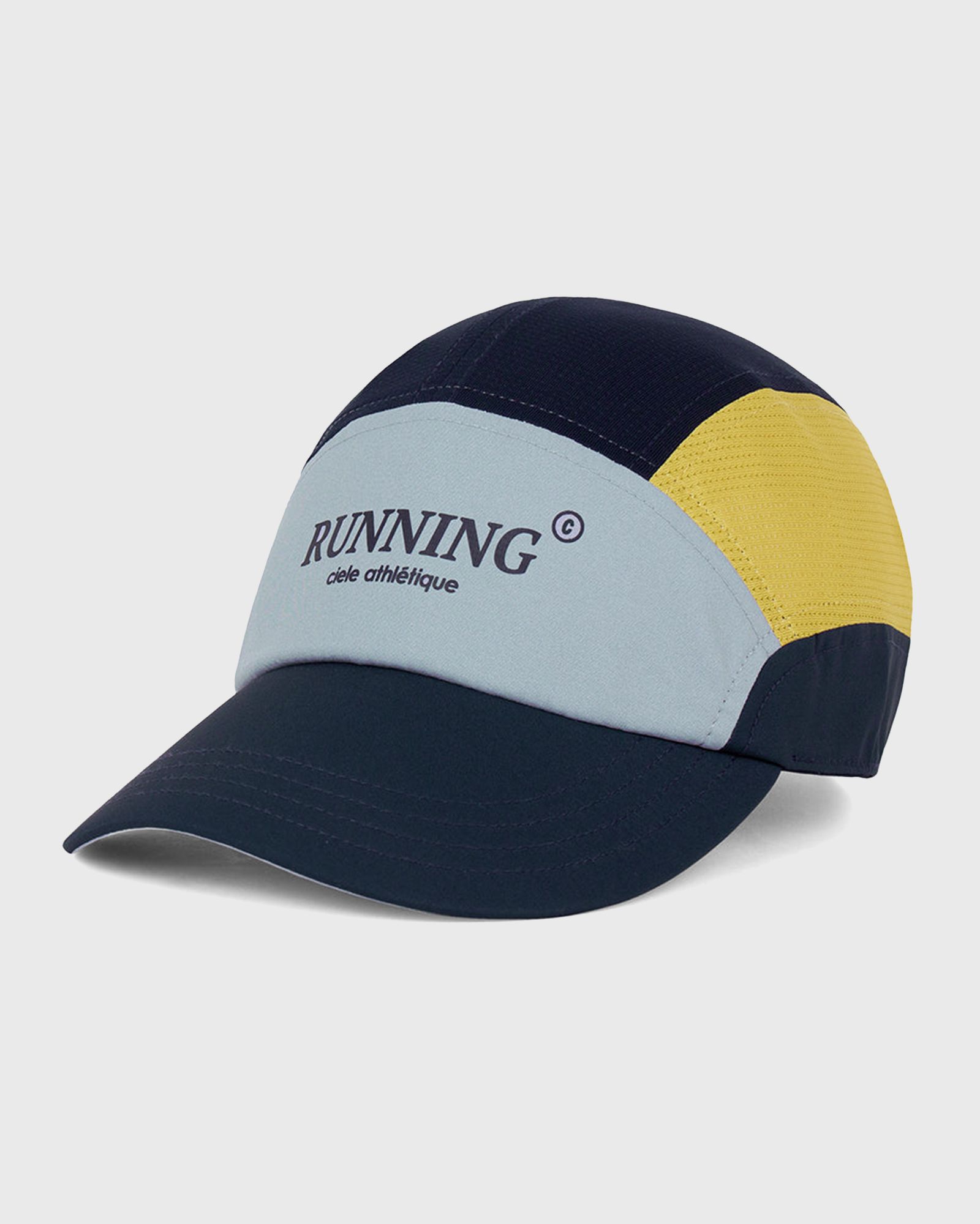 FSTCapSC-Comp-RunningC-Chambray