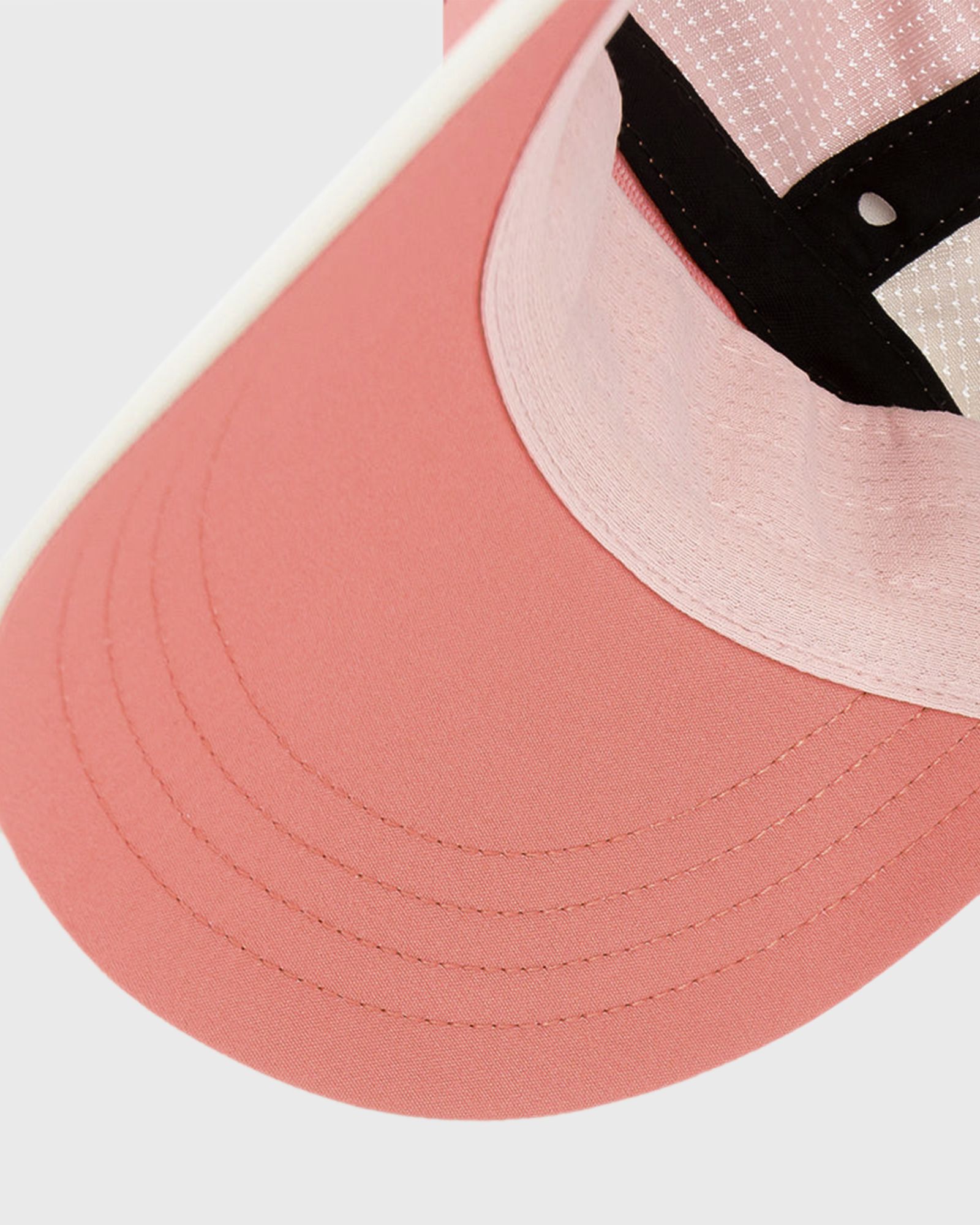 FSTCapSC-Comp-RunningC-Blossom