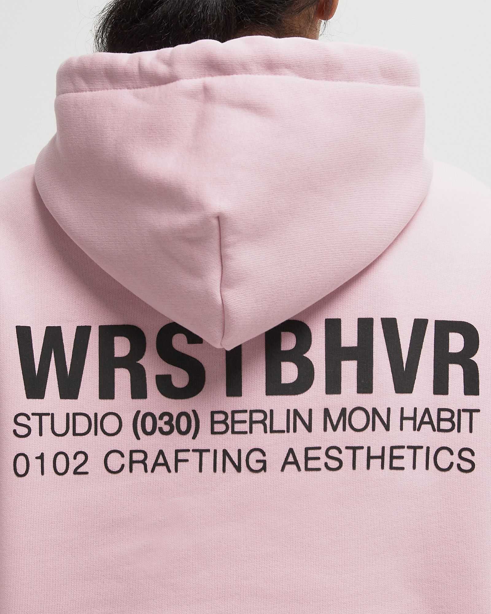 STUDIO V10 HOODIE