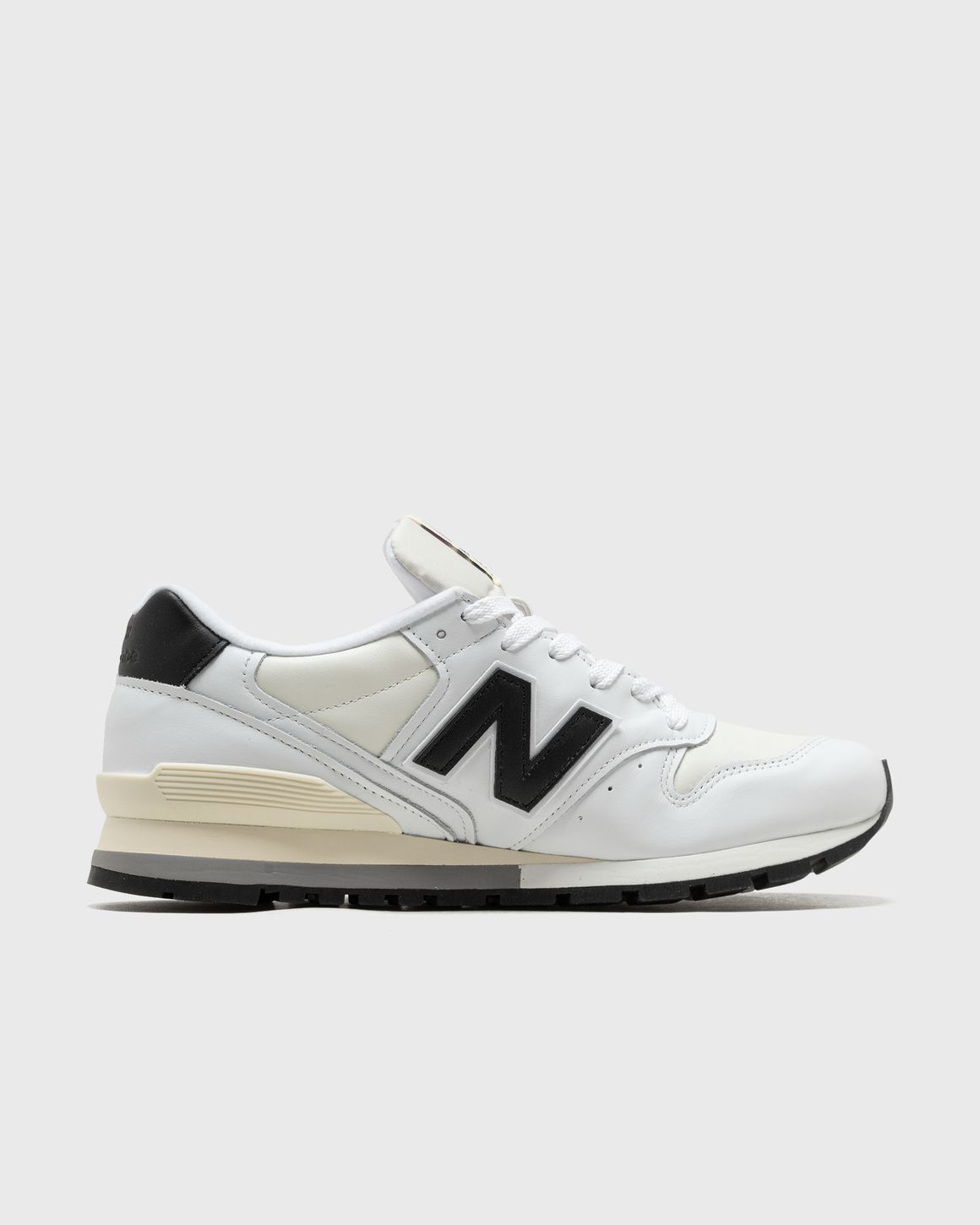 New balance 996 all white hotsell