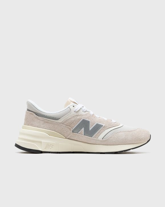 997