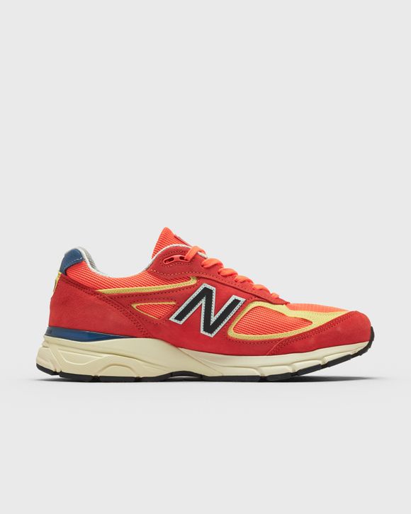 990