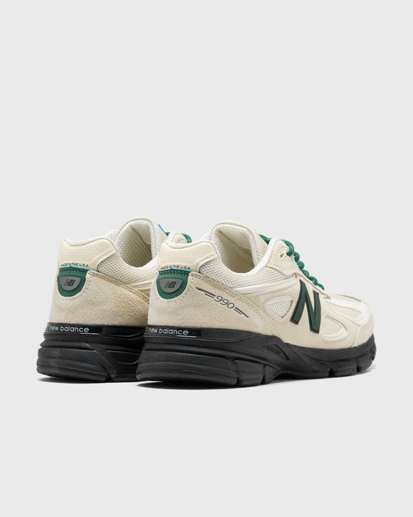990