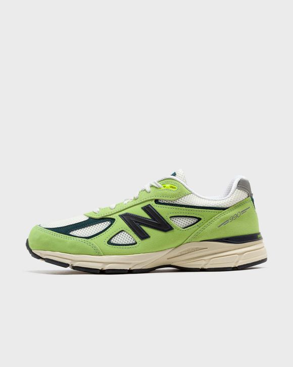 990