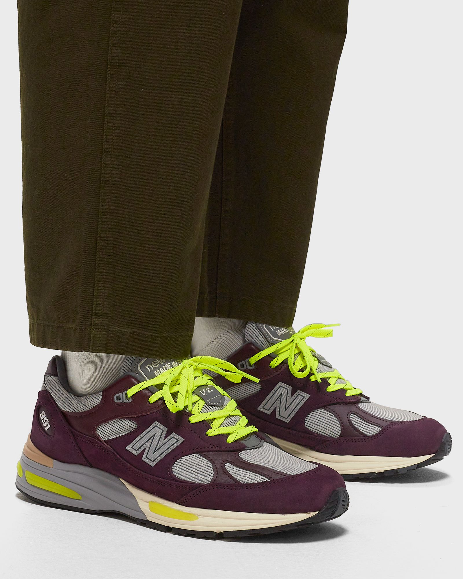 Patta x New Balance MADE in UK 991v2 ‘Pickled Beet‘