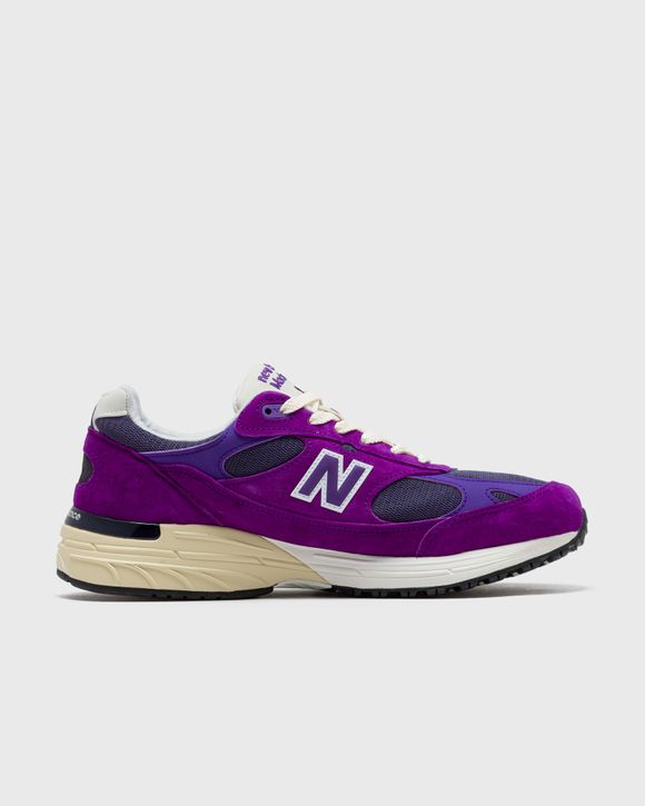 993