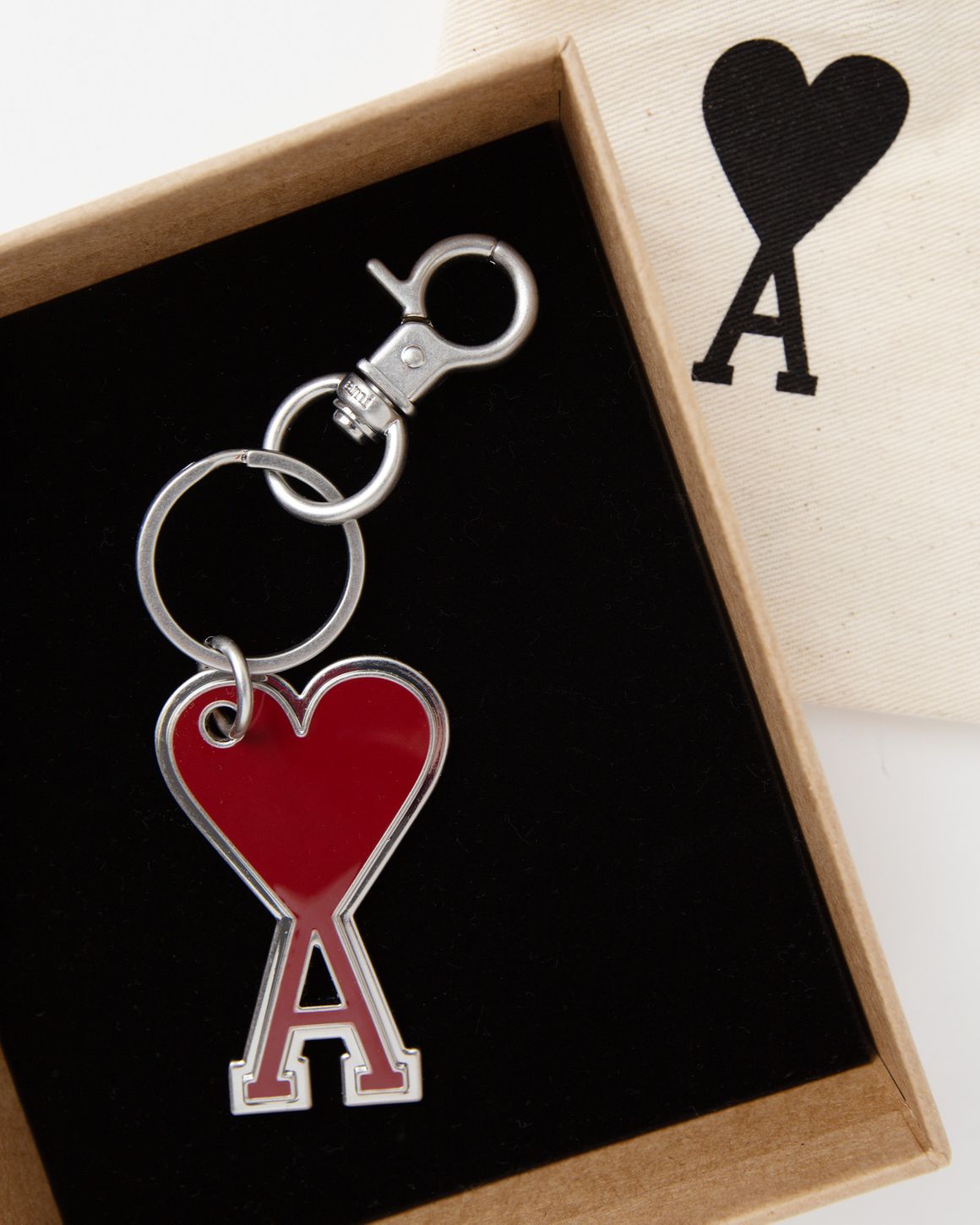 ★AMI PARIS★ 24FW Heart Logo Keyring Red UKR906 363 686 AMI Paris AMI DE COEUR KEYRING Red | BSTN Store