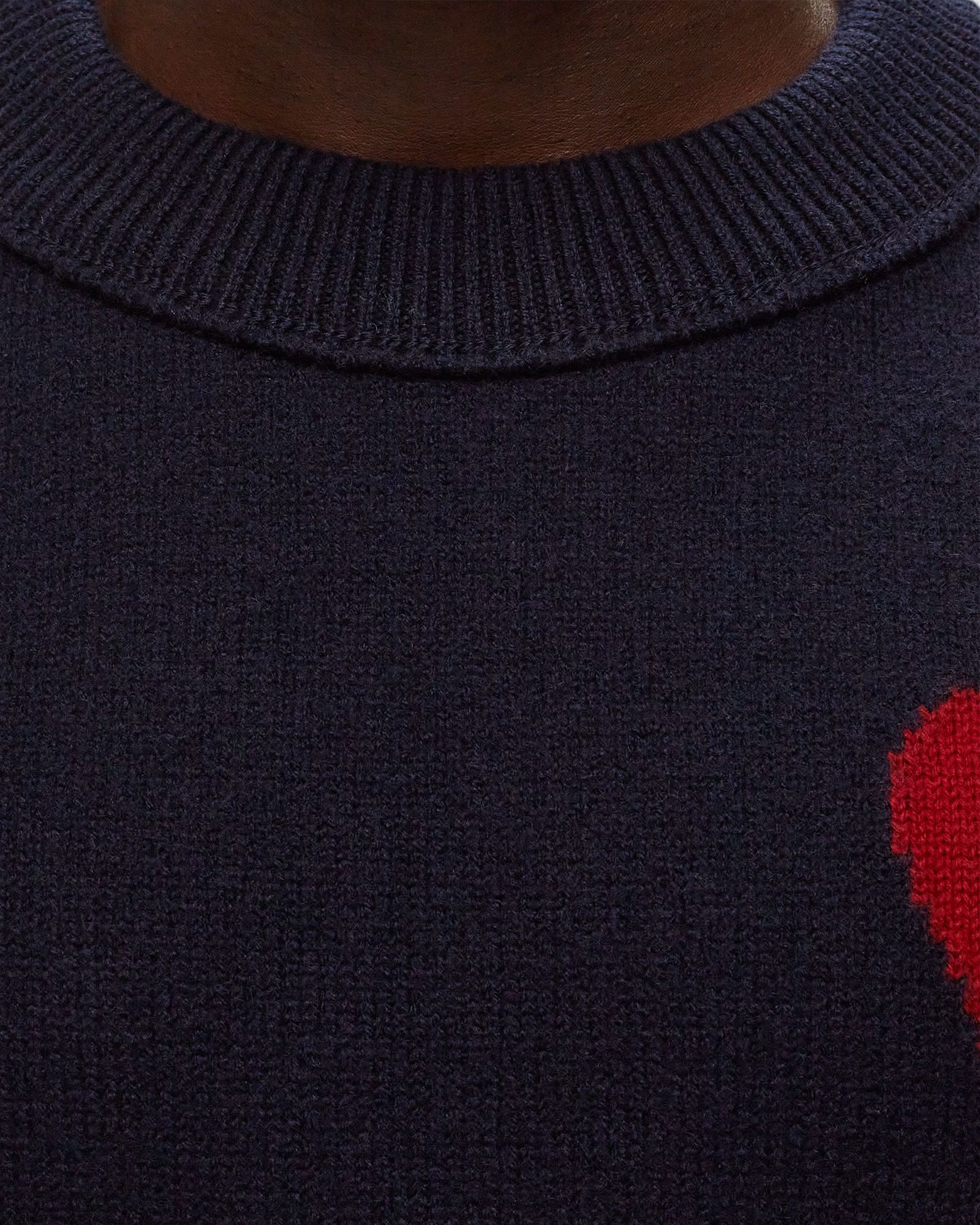 RED AMI DE COEUR SWEATER