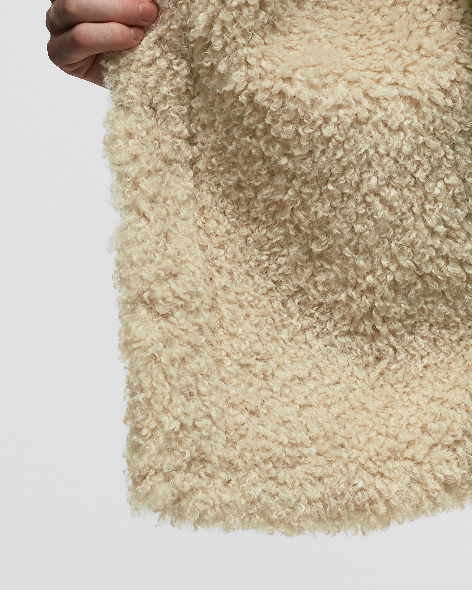 TRUCKER JACKET LINED WITH SYNTHETIC FUR