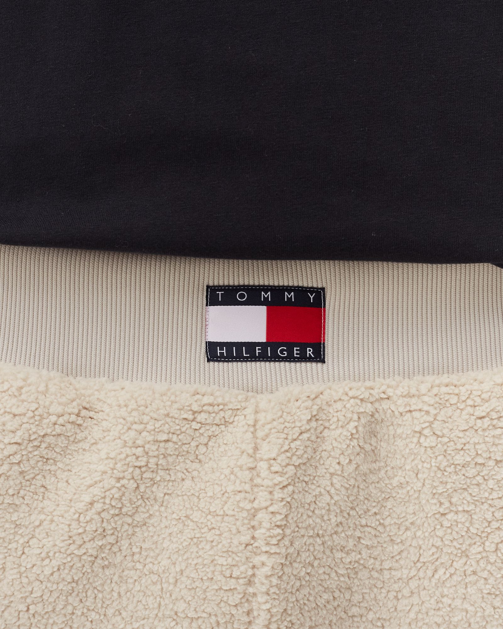 LOUNGE RECYCLED SHERPA JOGGERS