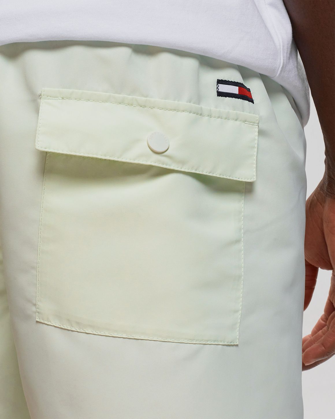 Tommy Jeans MEDIUM DRAWSTRING SHORTS Green | BSTN Store
