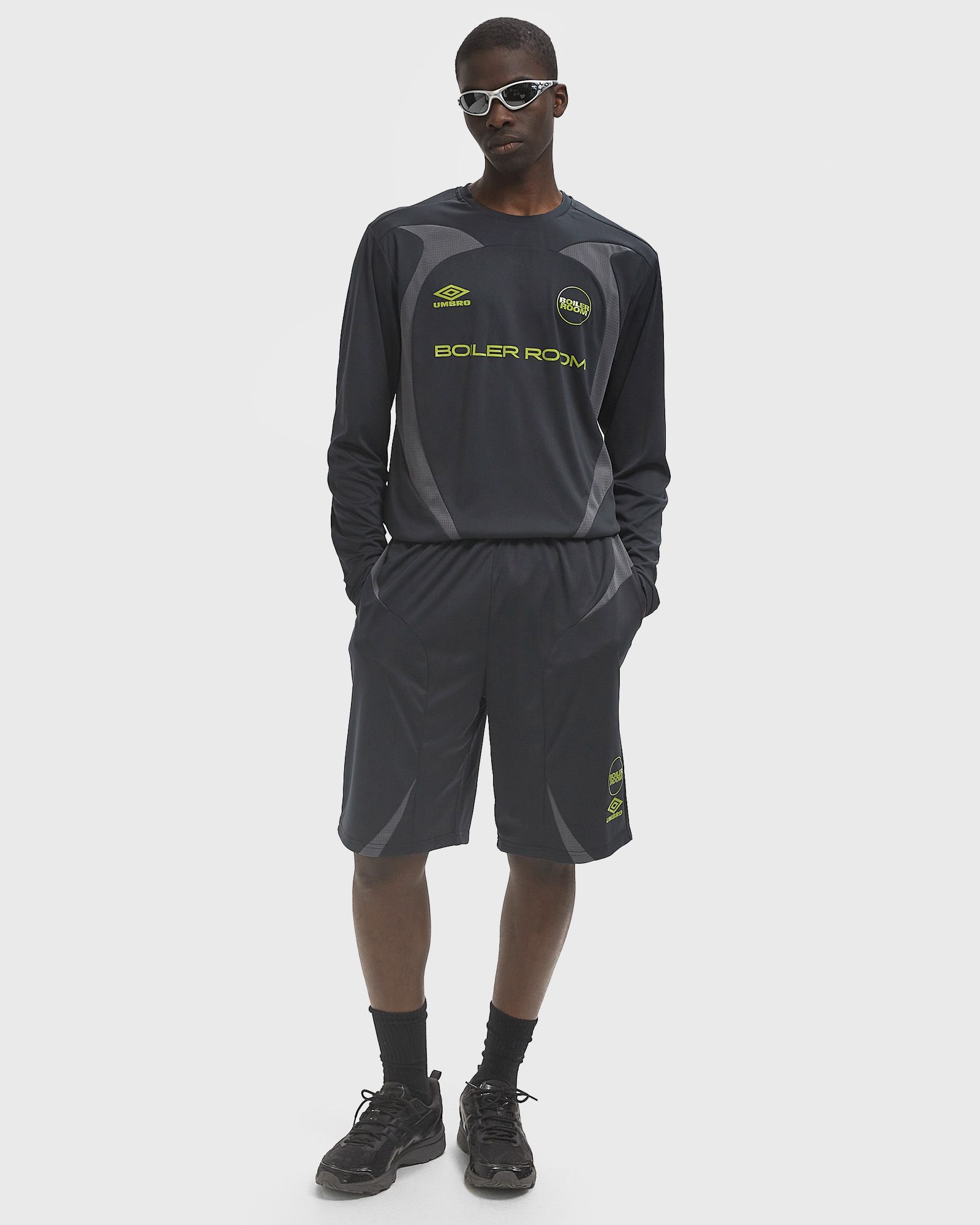 X UMBRO LS FOOTBALL TEE