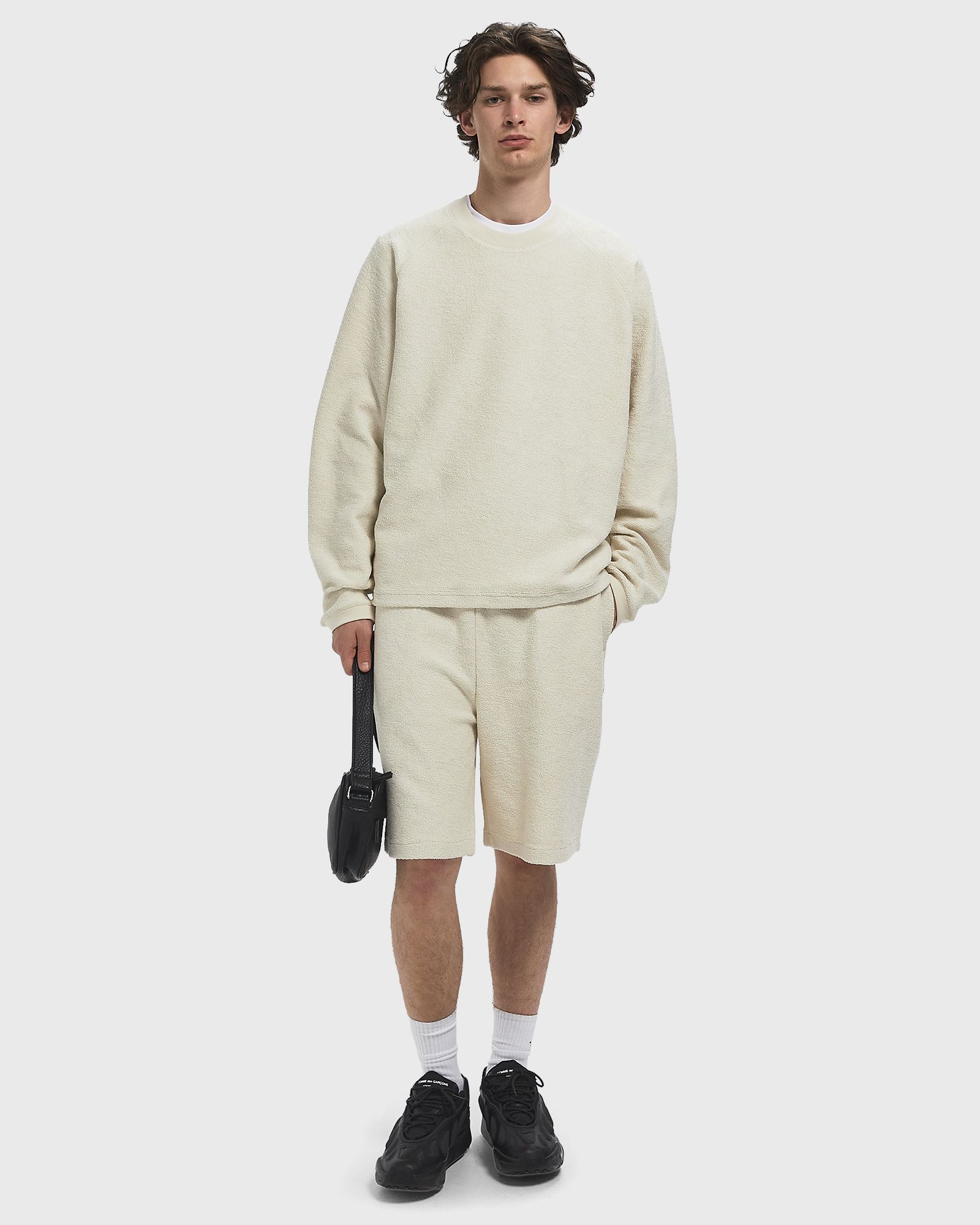 RAGLAN SLEEVE CREWNECK SWEATSHIRT